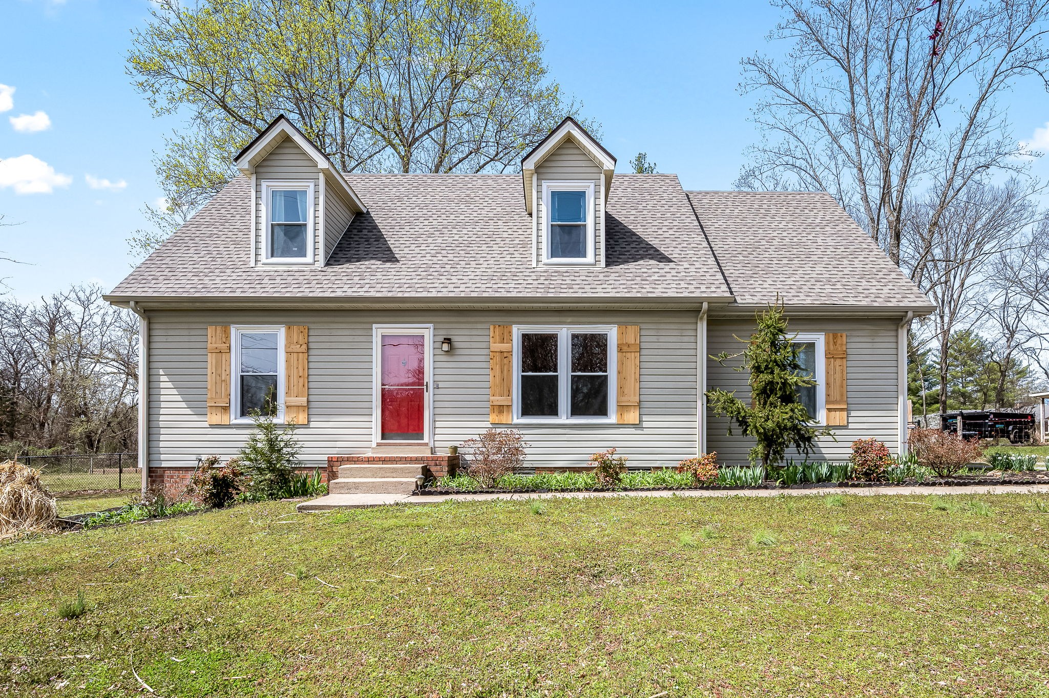 4920 Chesterfield Dr Property Photo 1