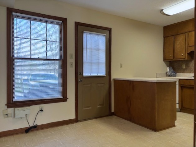 208 Peachtree St Property Photo 4