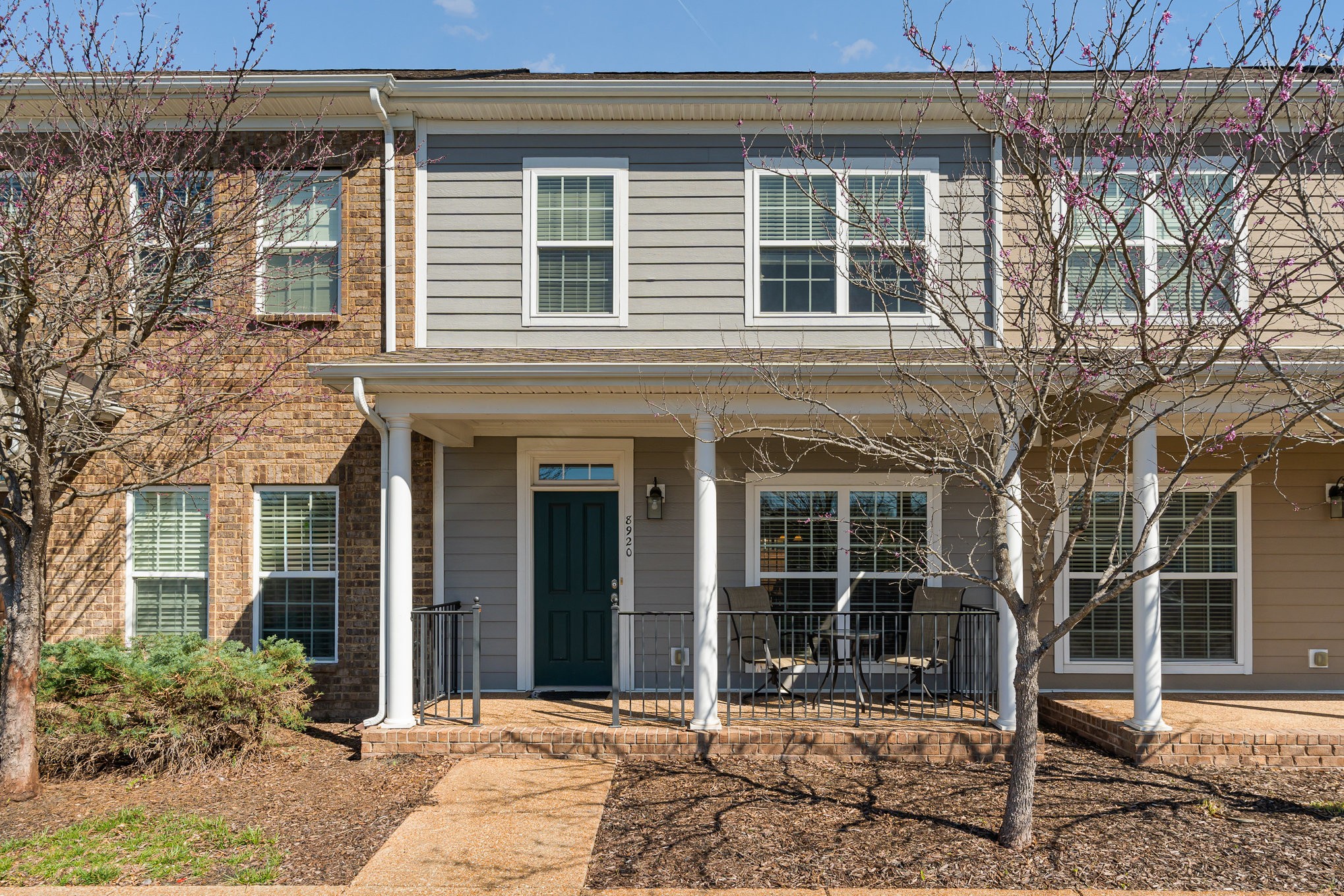 8920 Sunnyfield Way Property Photo 1