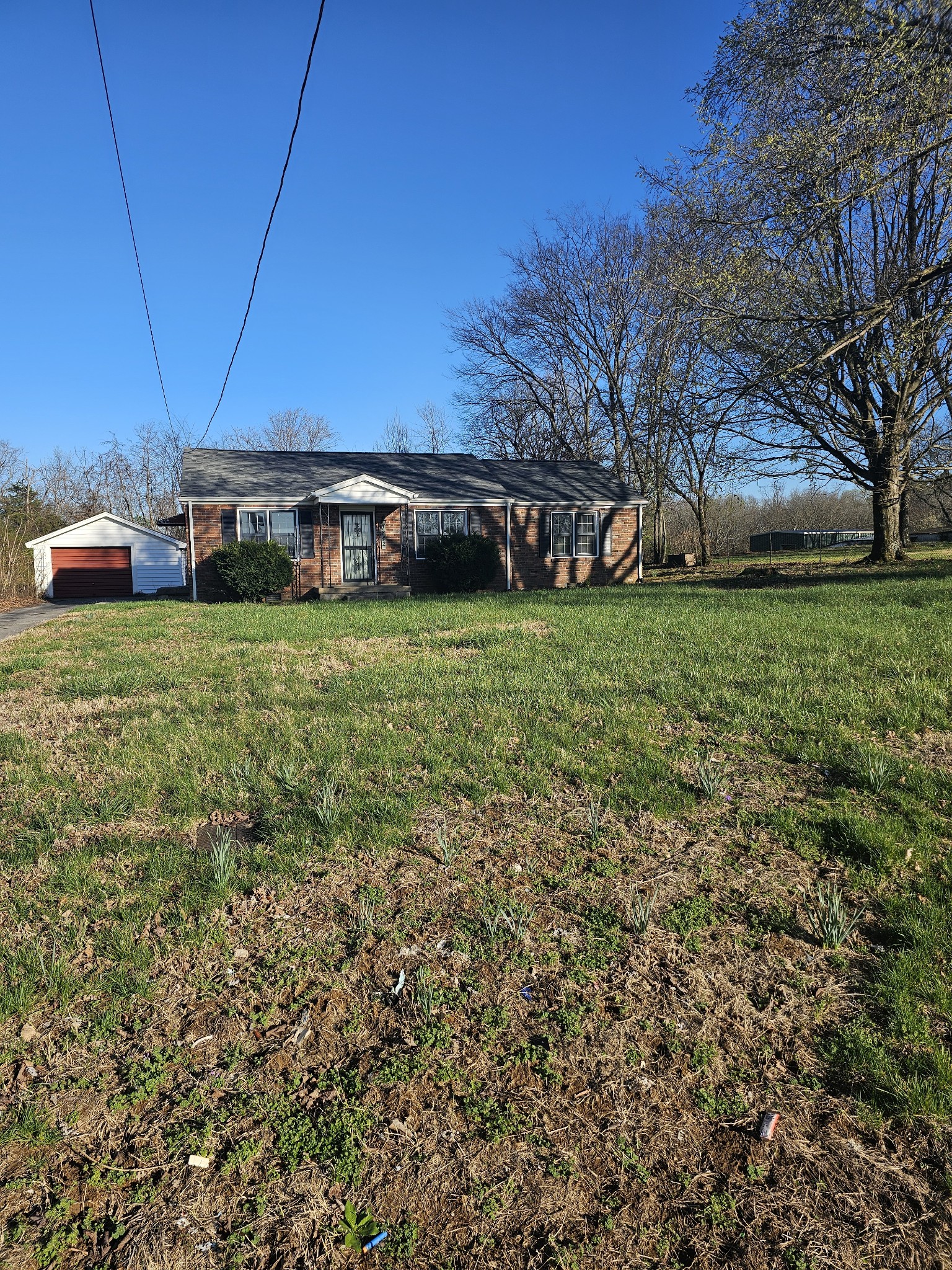 1842 Reynolds Rd Property Photo 1