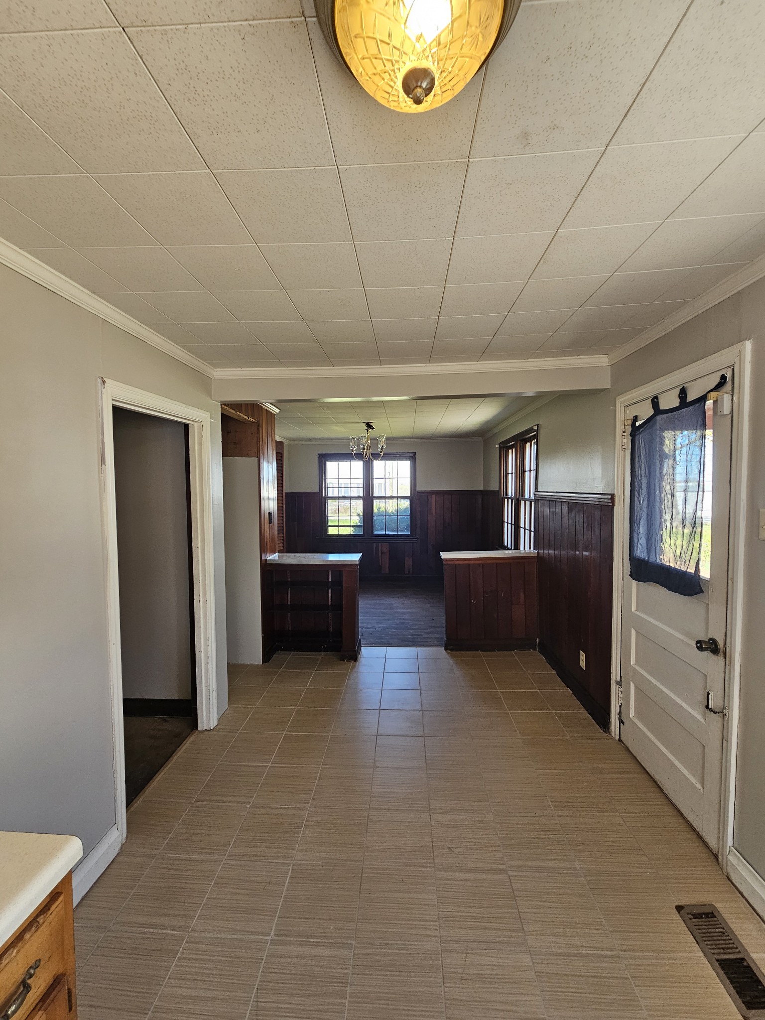 1842 Reynolds Rd Property Photo 9