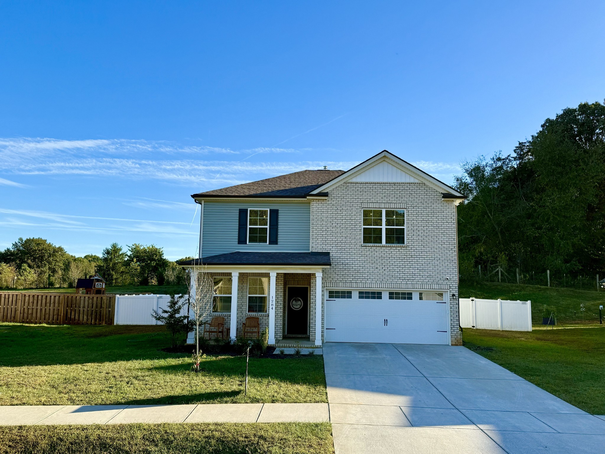 1284 Chelseas Way Property Photo 1
