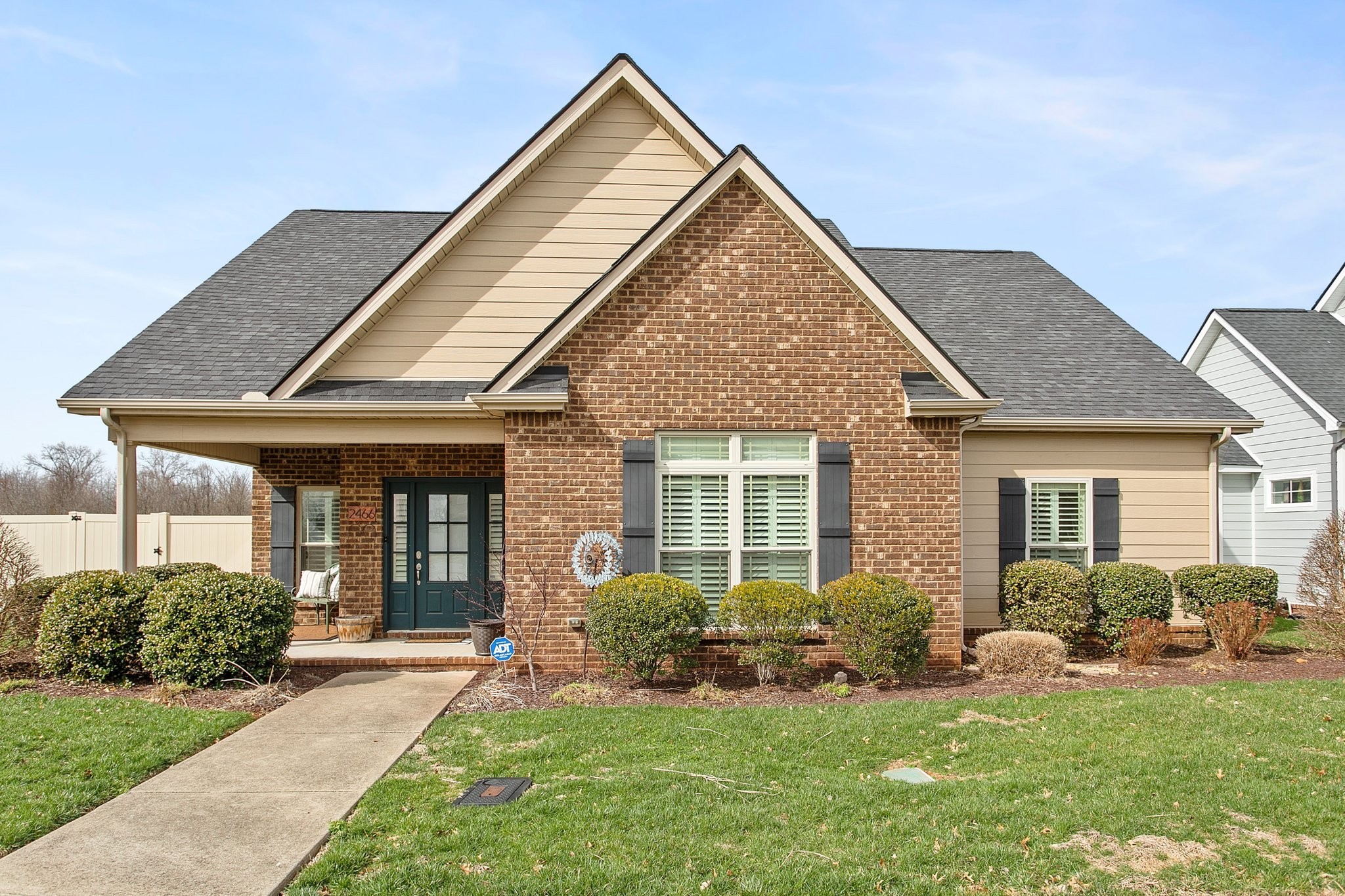 2466 Cason Ln Property Photo 1