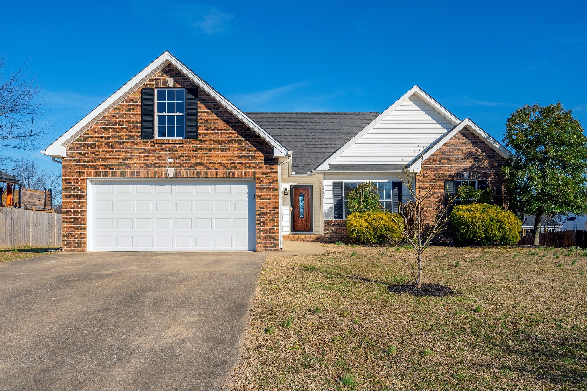 3505 Torrington Ln Property Photo 1