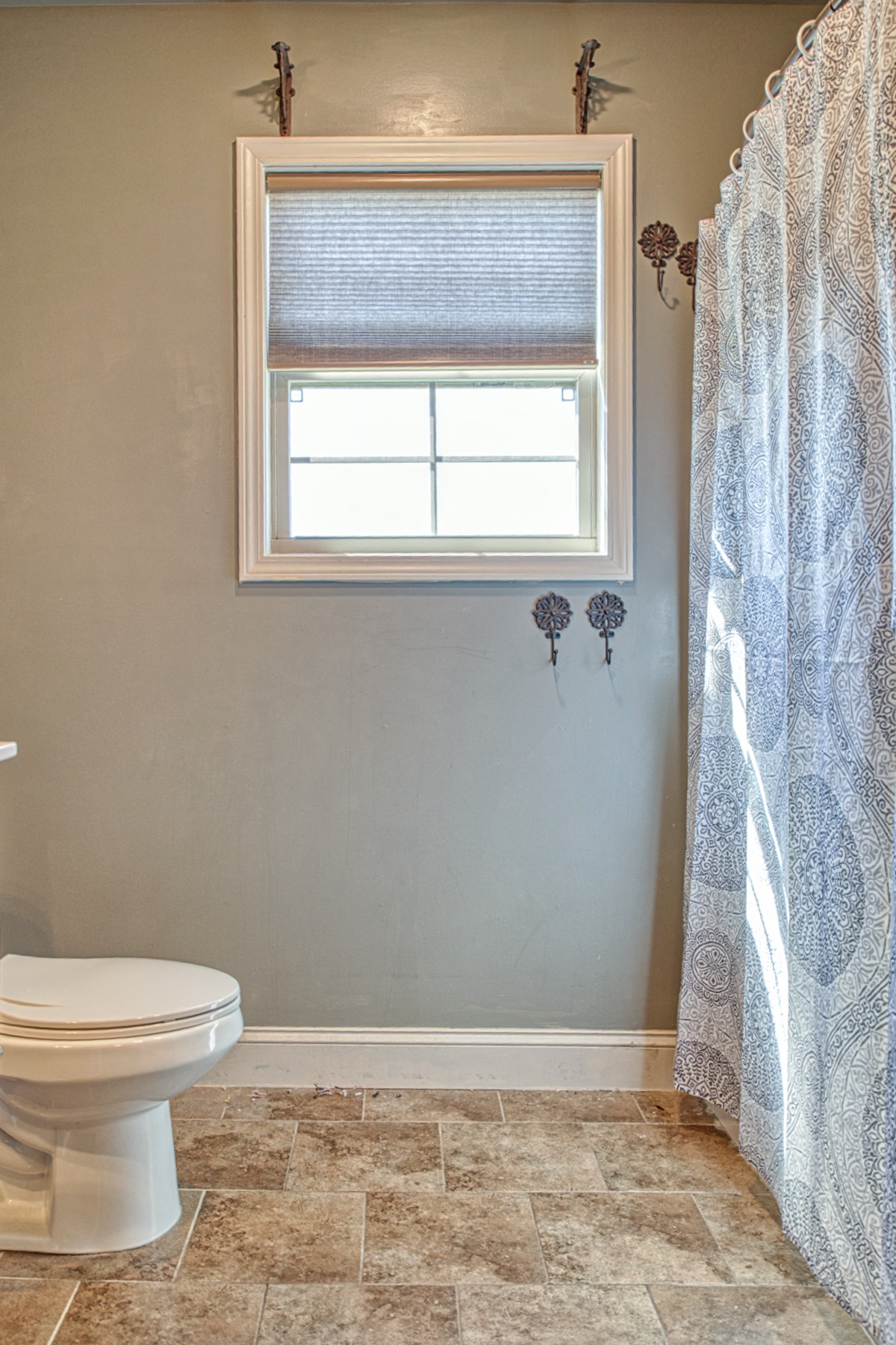 590 N Mcbroom Chapel Rd Property Photo 23