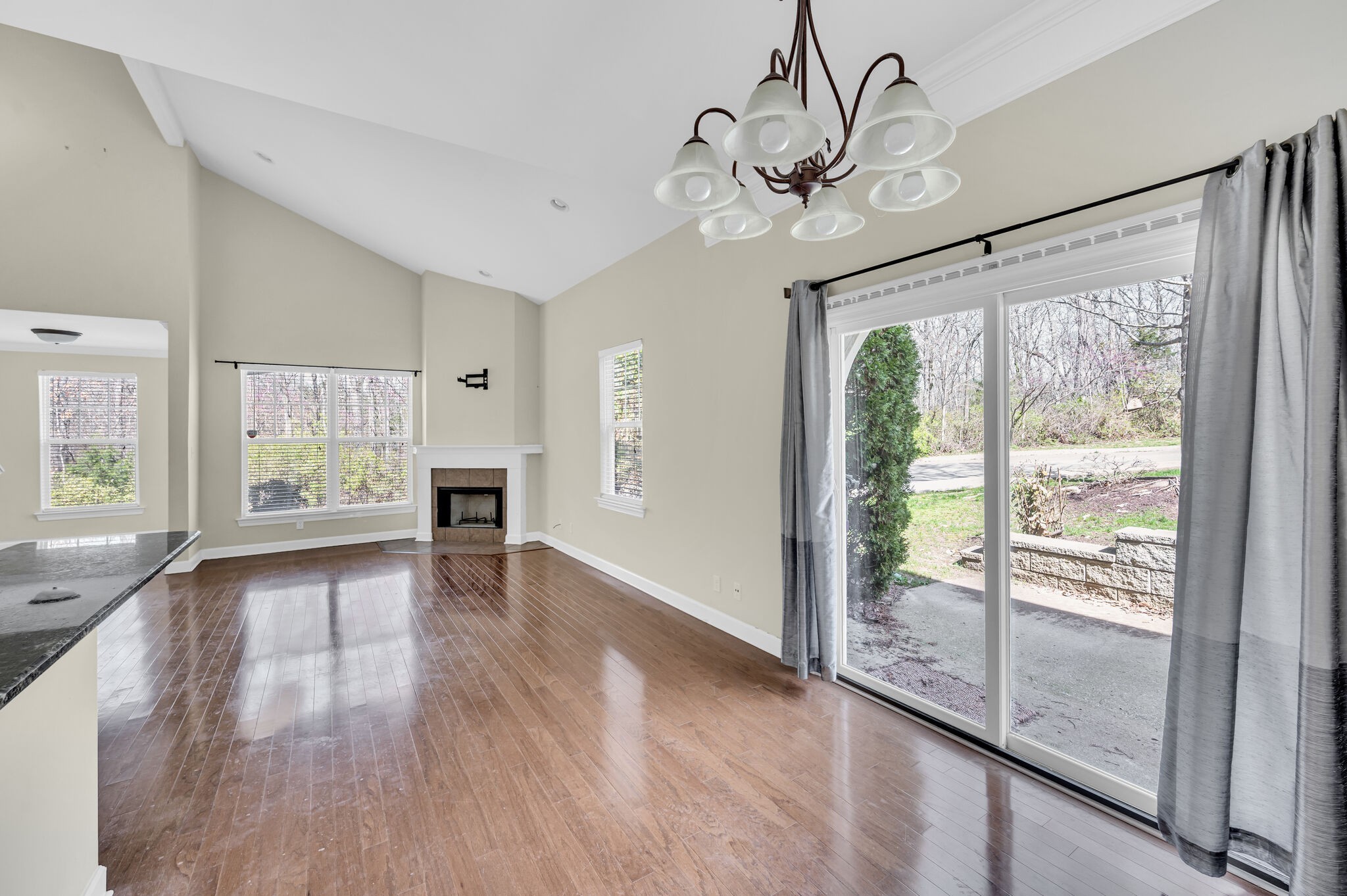 810 Bracken Trl Property Photo 11