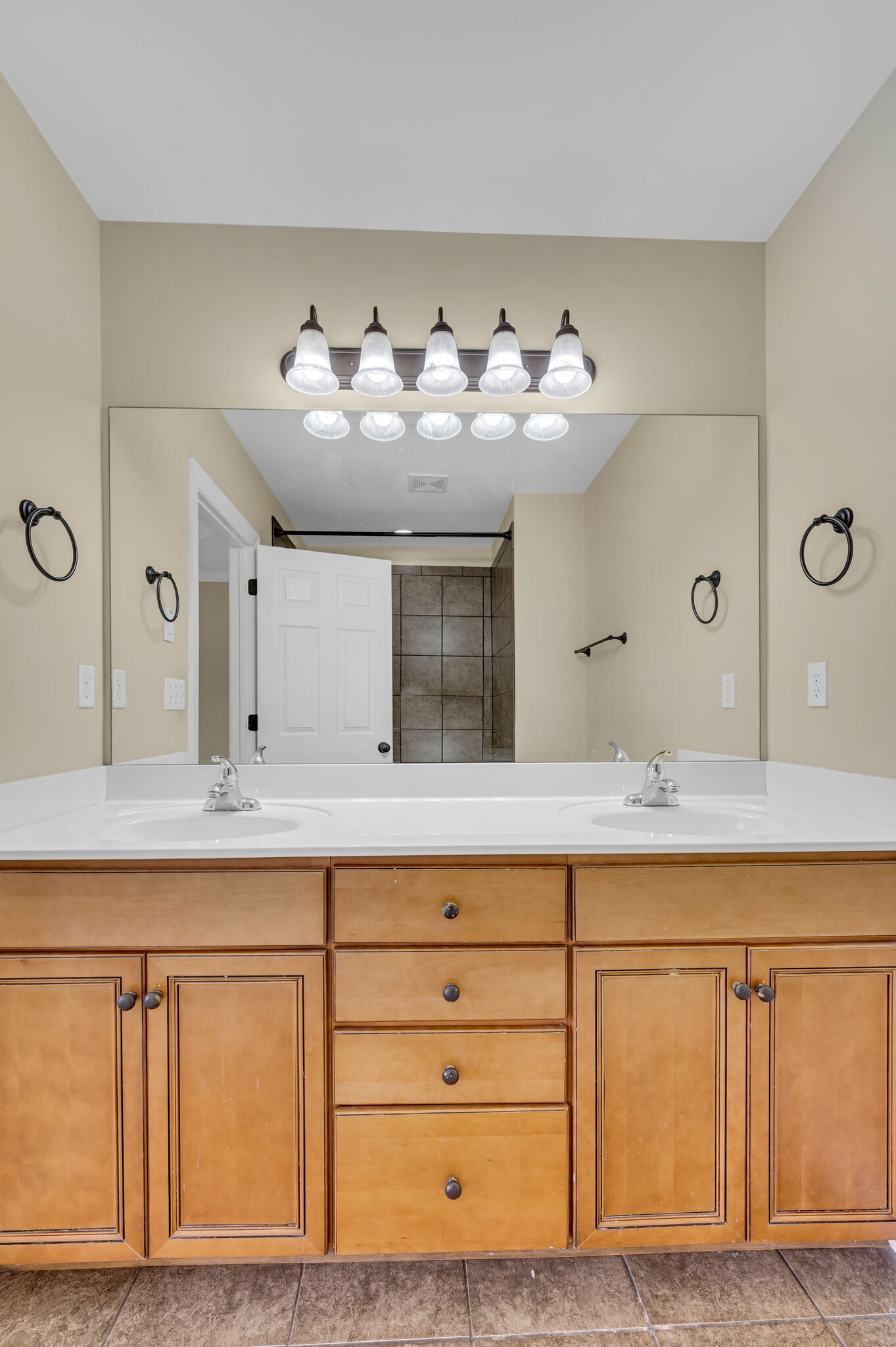 810 Bracken Trl Property Photo 24