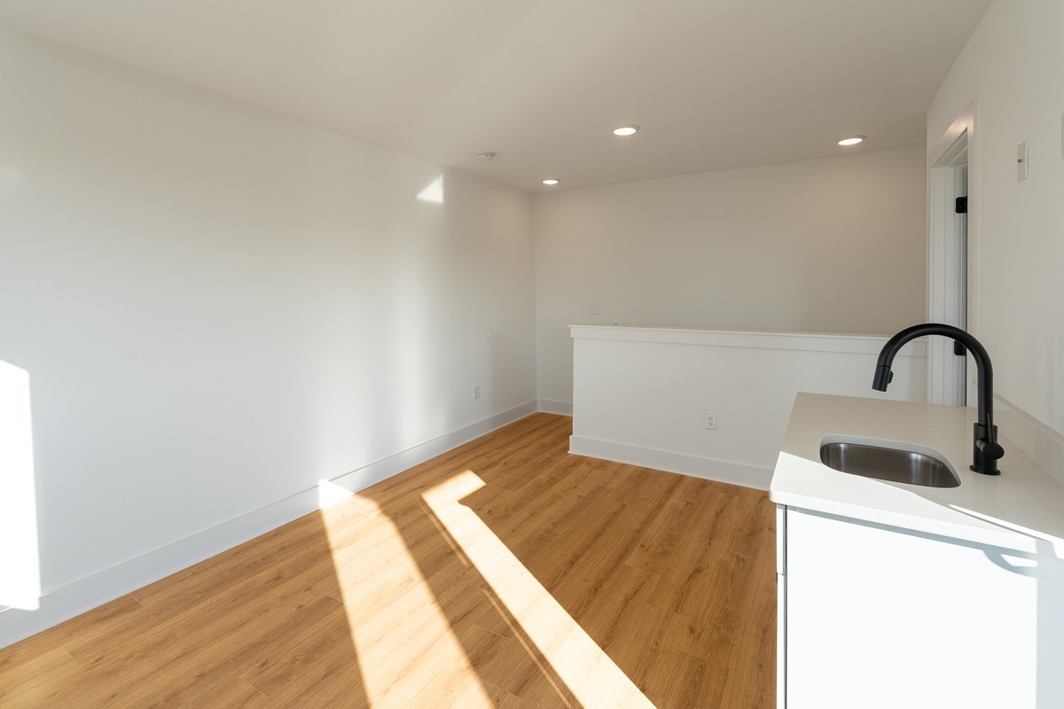102 Duke St Property Photo 25