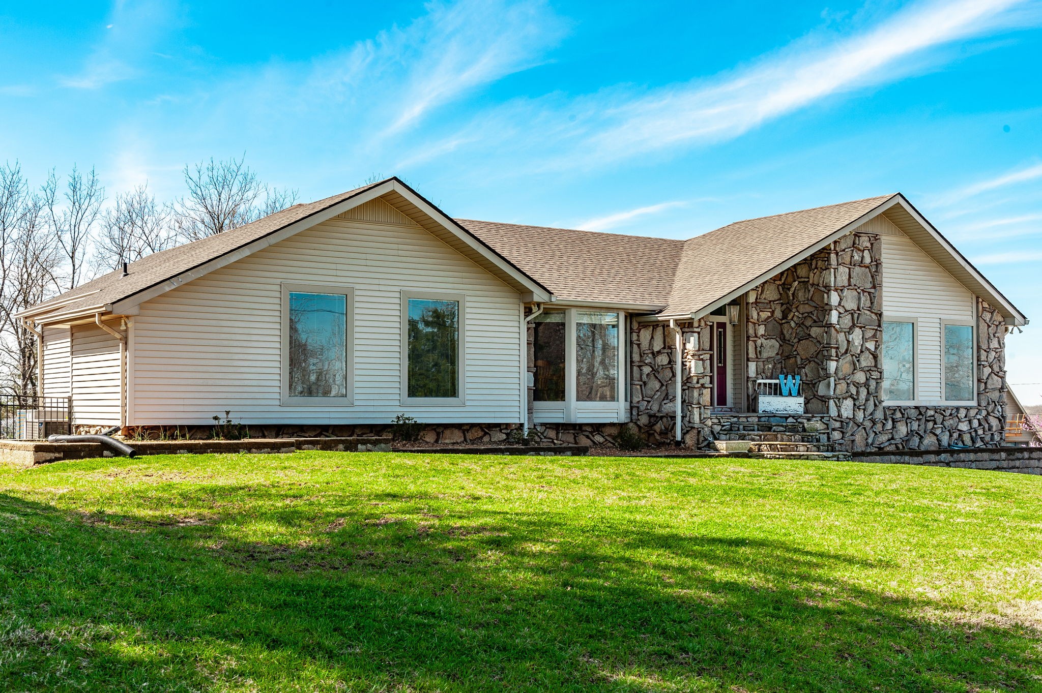 213 Peach Valley Rd Property Photo 4