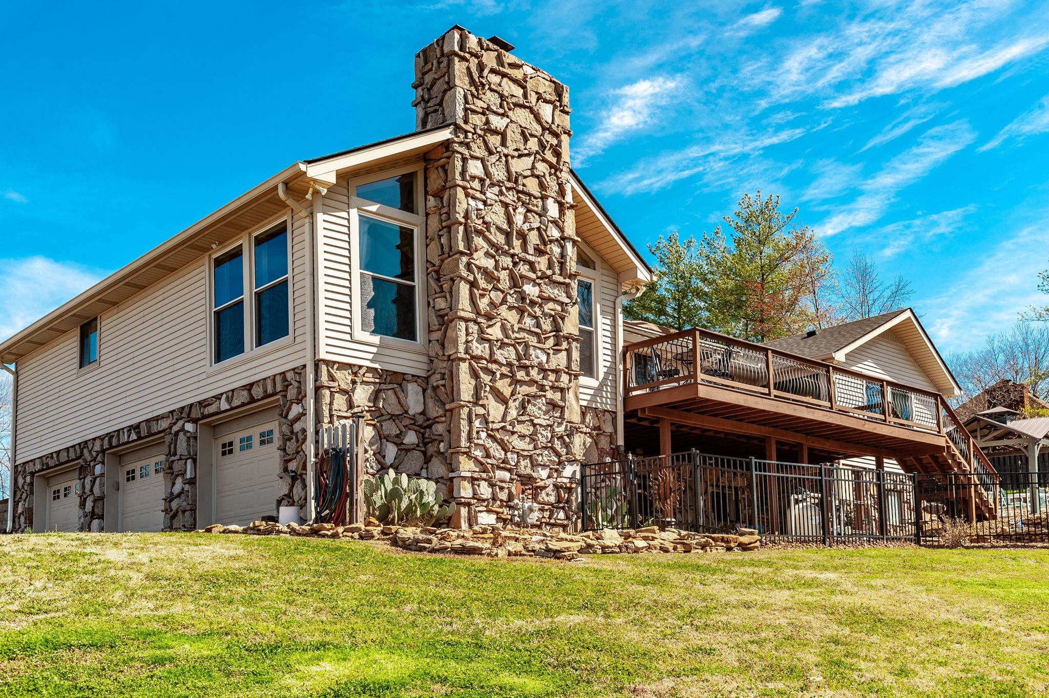 213 Peach Valley Rd Property Photo 41