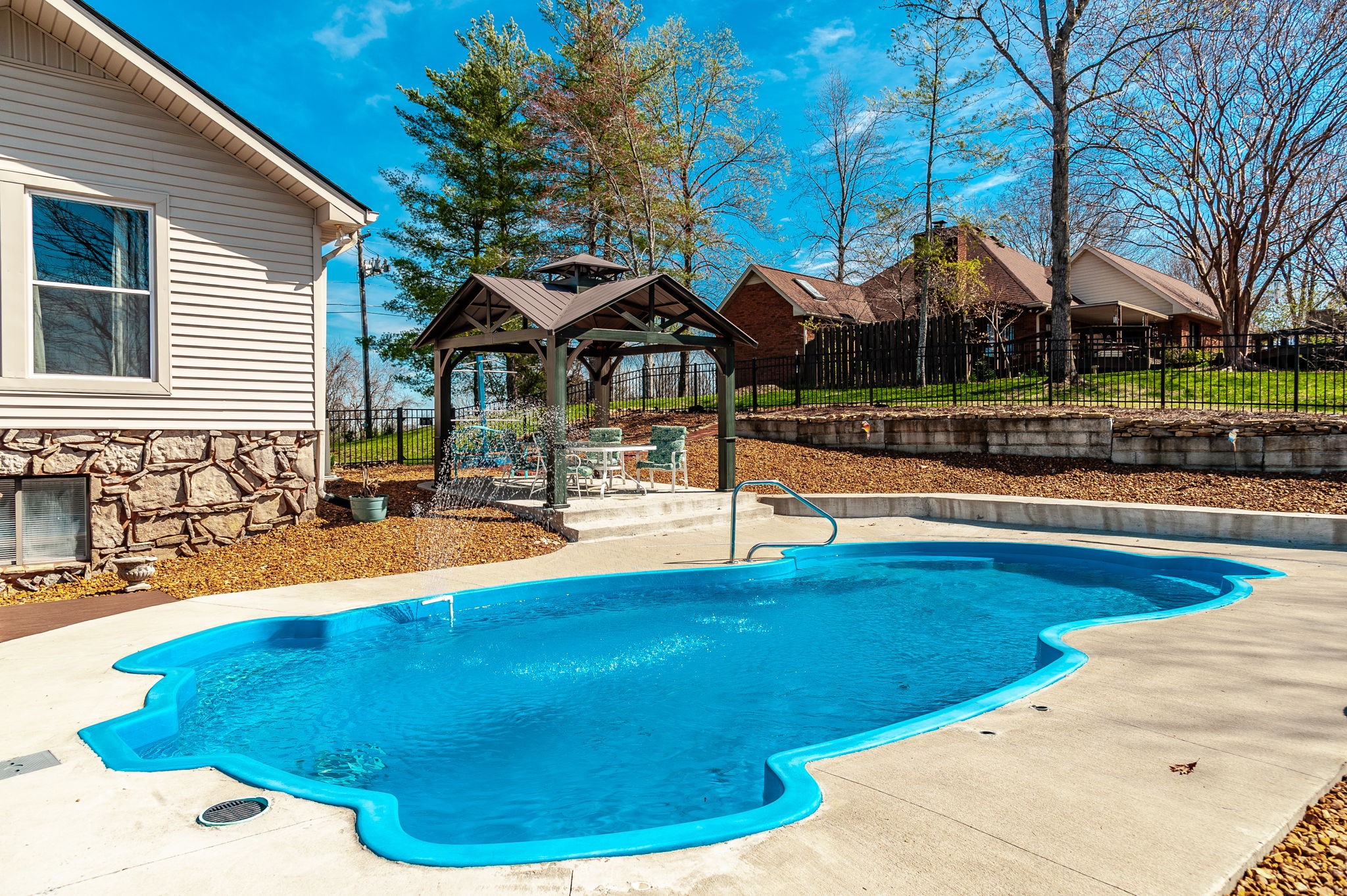 213 Peach Valley Rd Property Photo 48