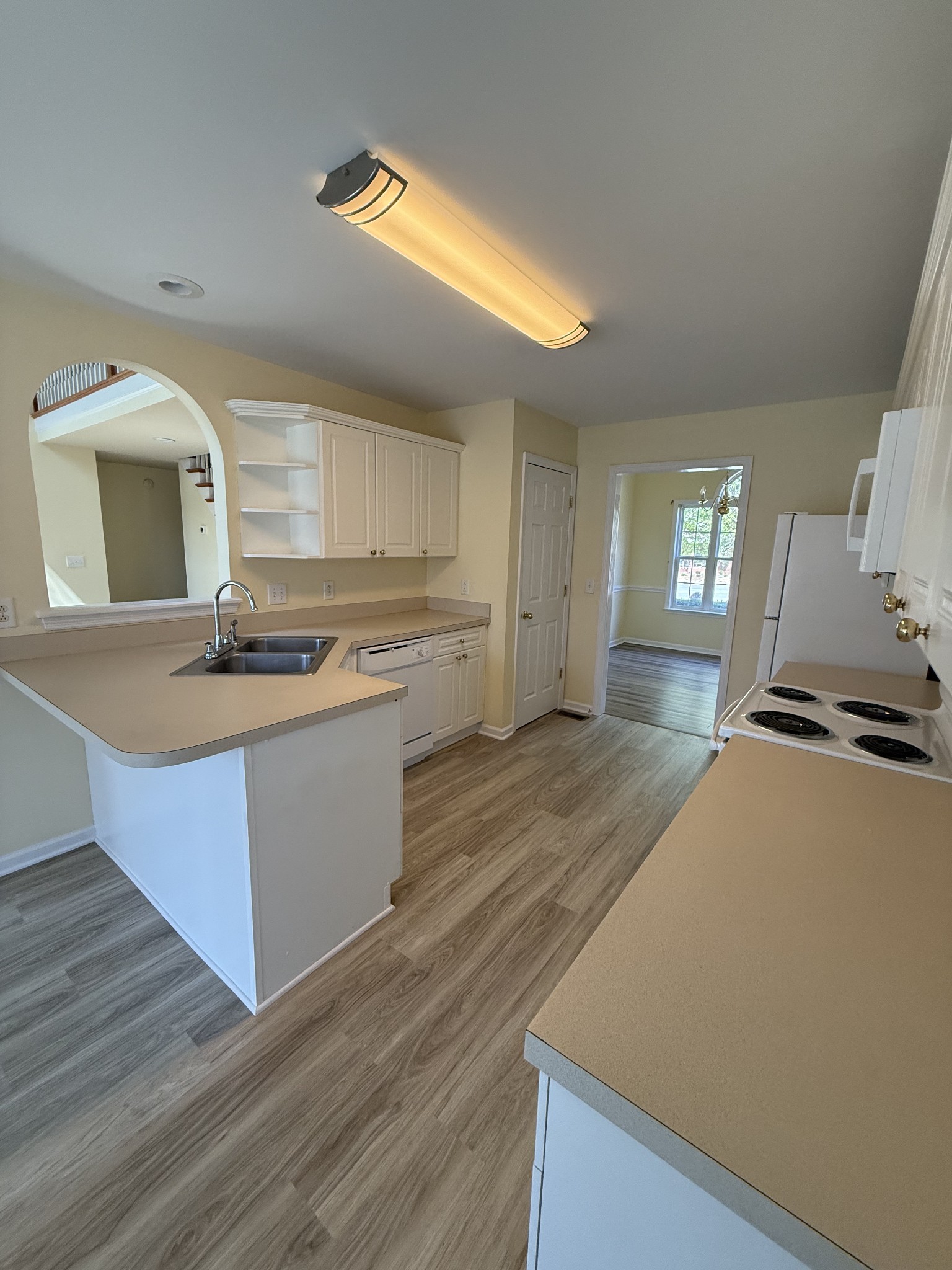 222 Mandella Way Property Photo 6
