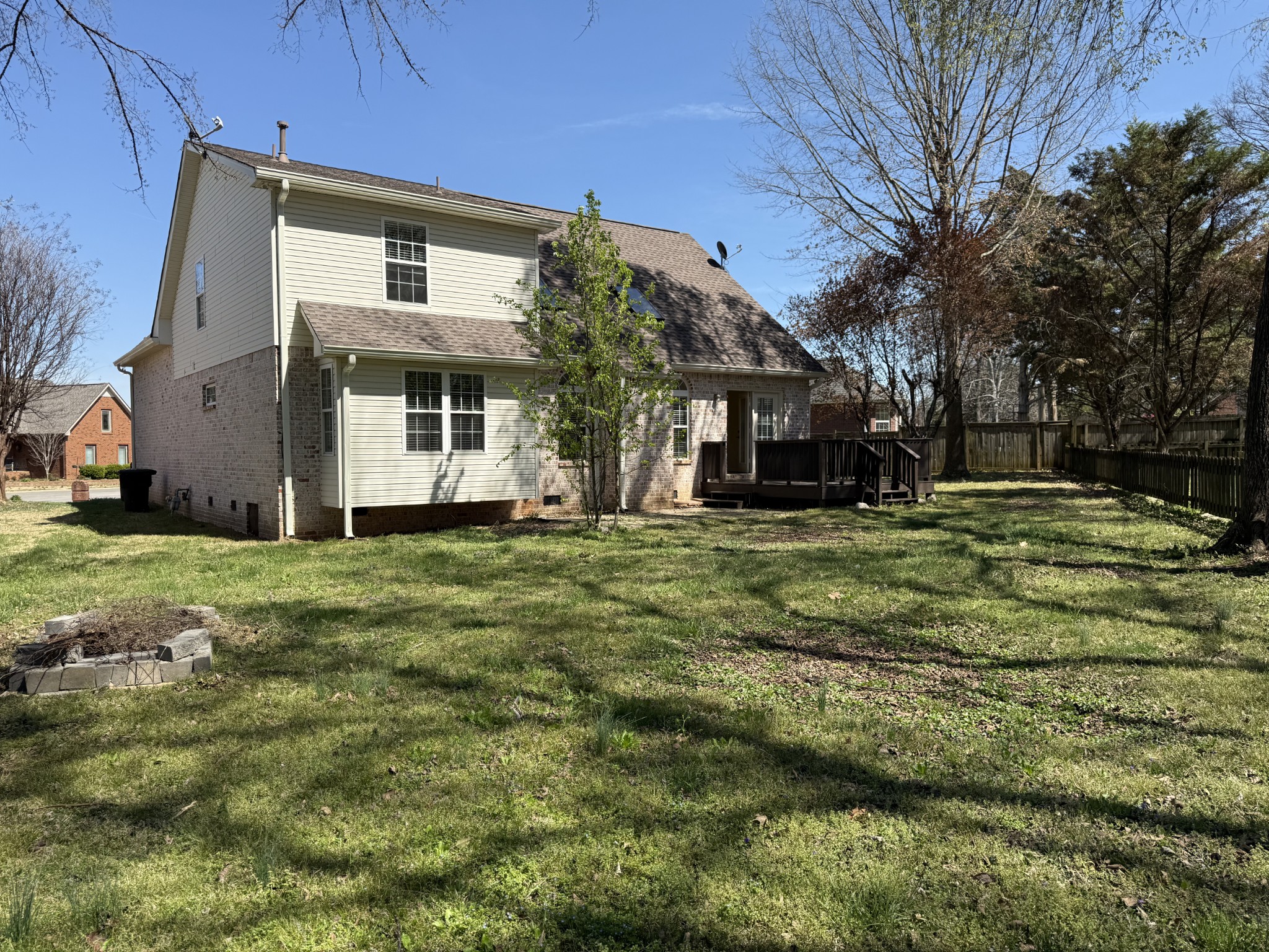 222 Mandella Way Property Photo 32