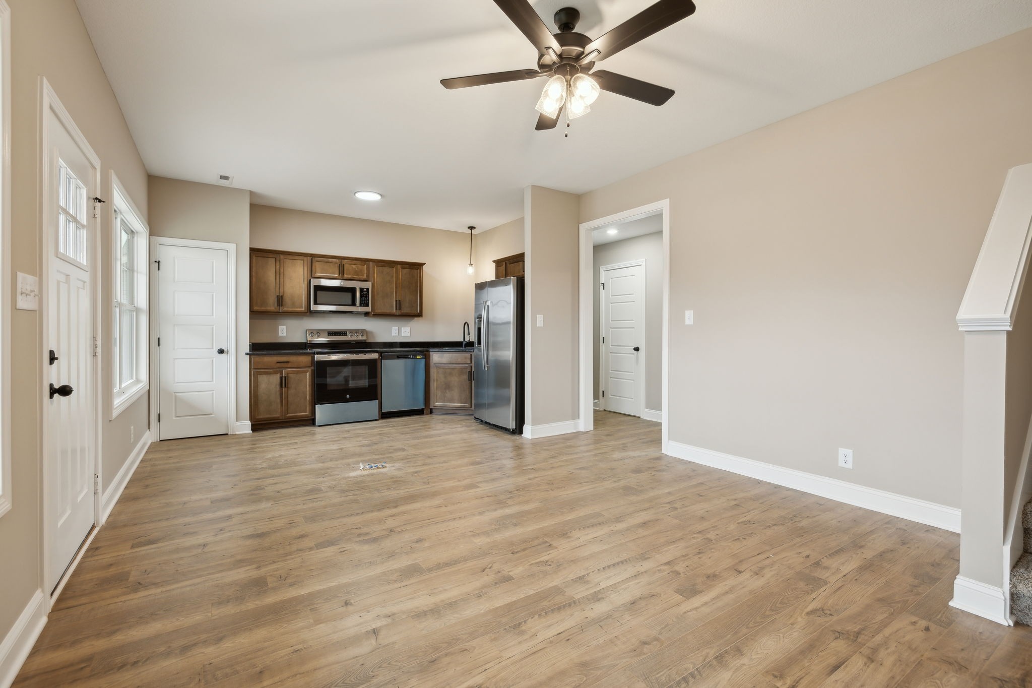 1009 Tufnel Dr Property Photo 7