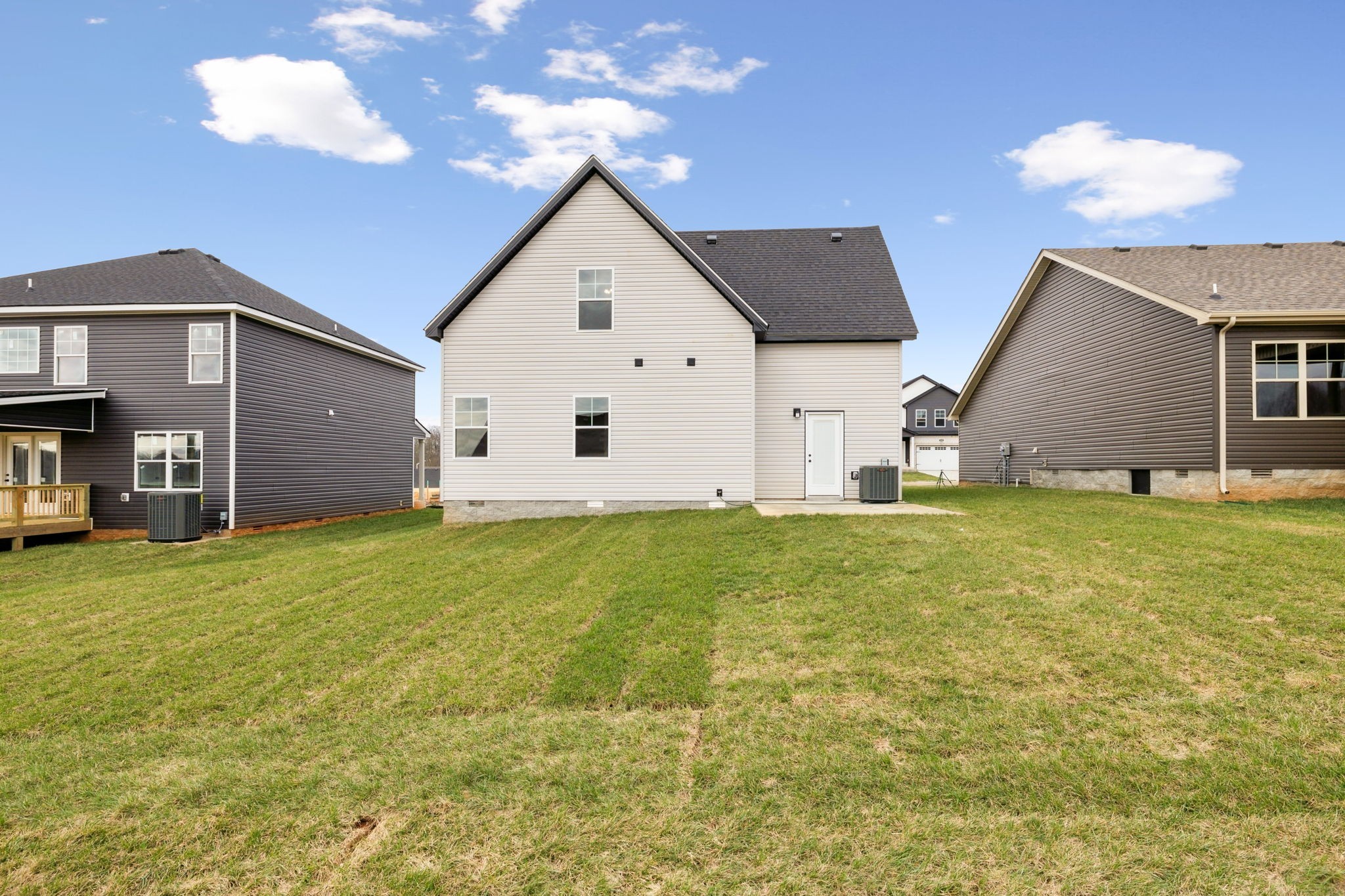 1009 Tufnel Dr Property Photo 33