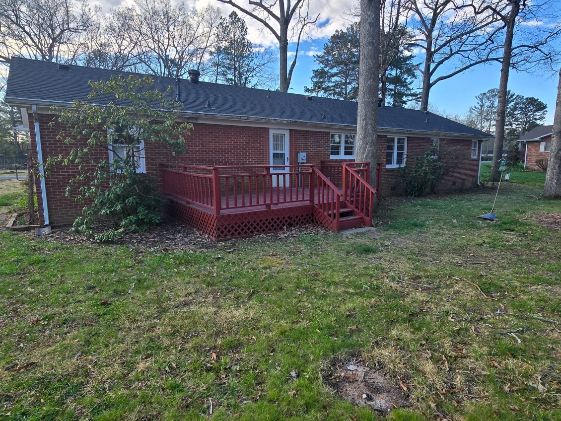 204 Stillwood Dr Property Photo 2