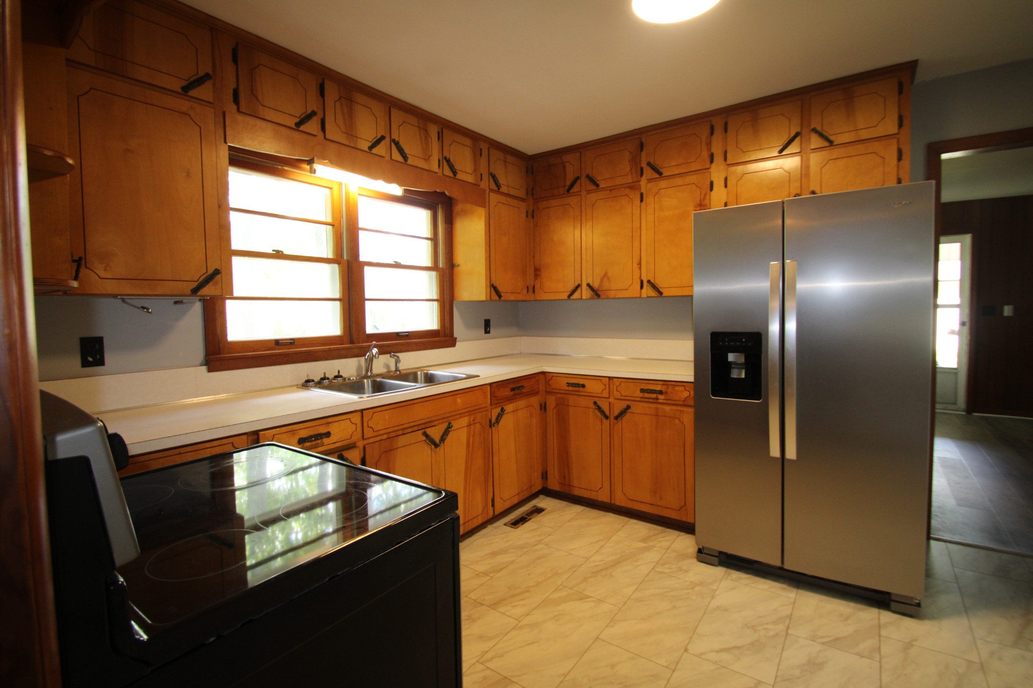 204 Stillwood Dr Property Photo 6