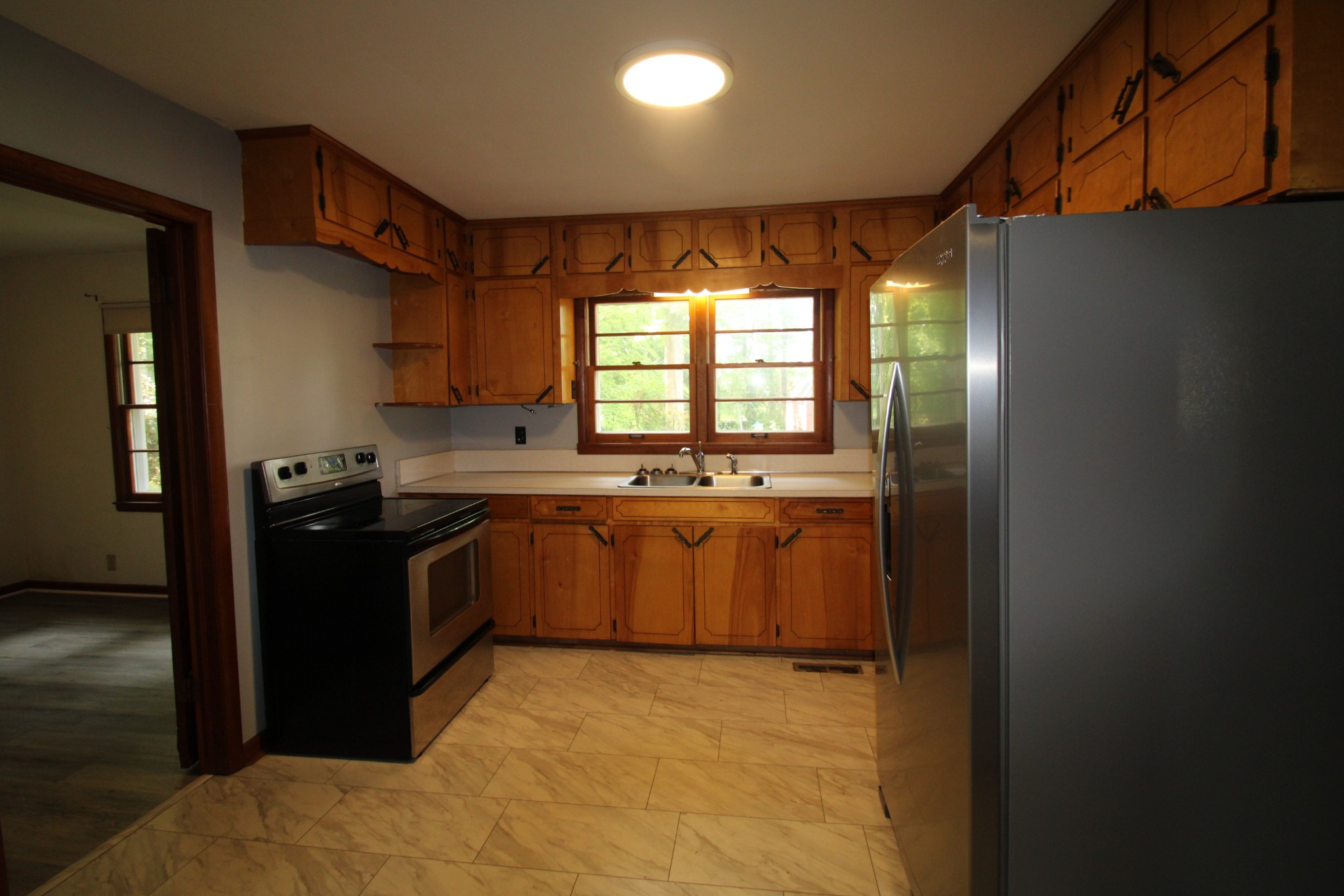 204 Stillwood Dr Property Photo 7