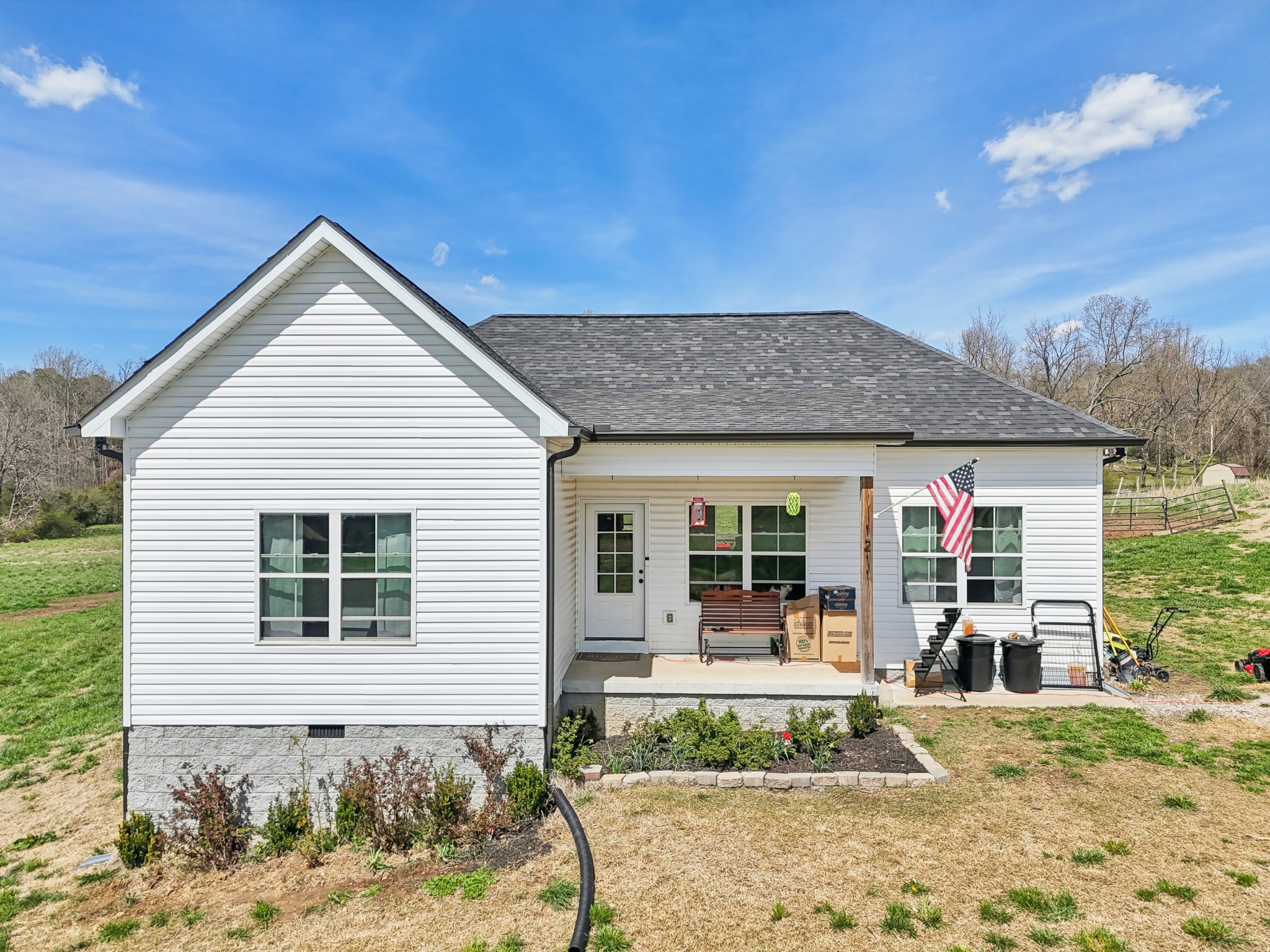 1211 N Charlotte St Property Photo 1