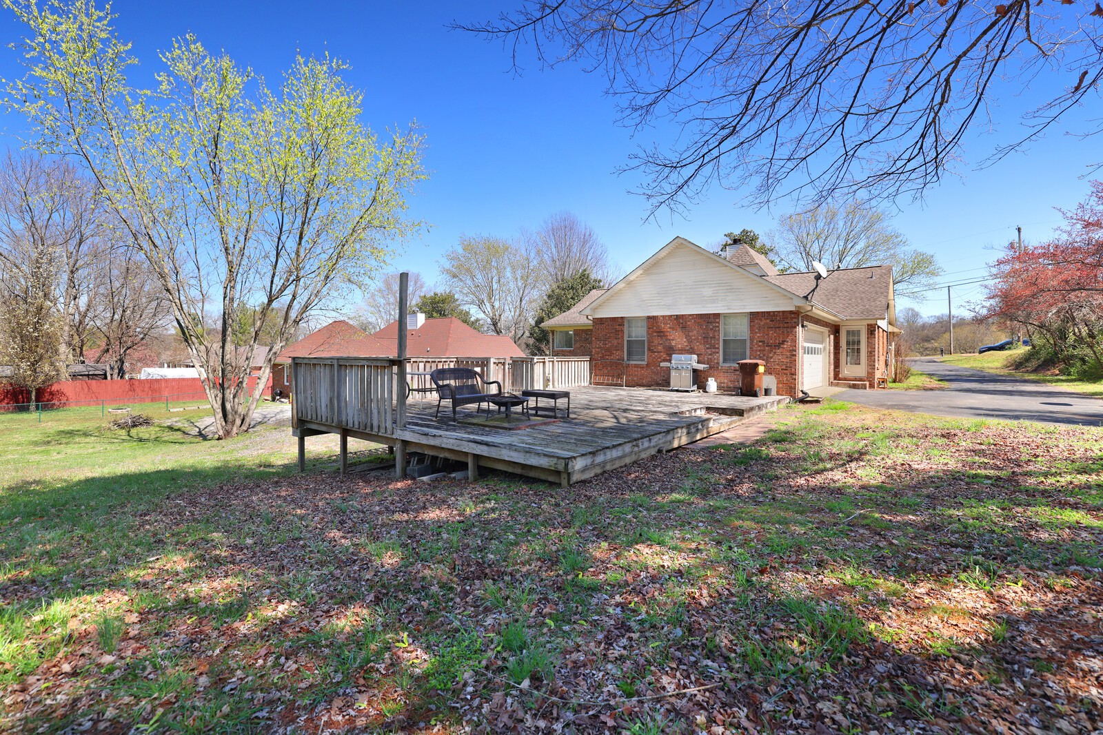 1070 Cliff White Rd Property Photo 37