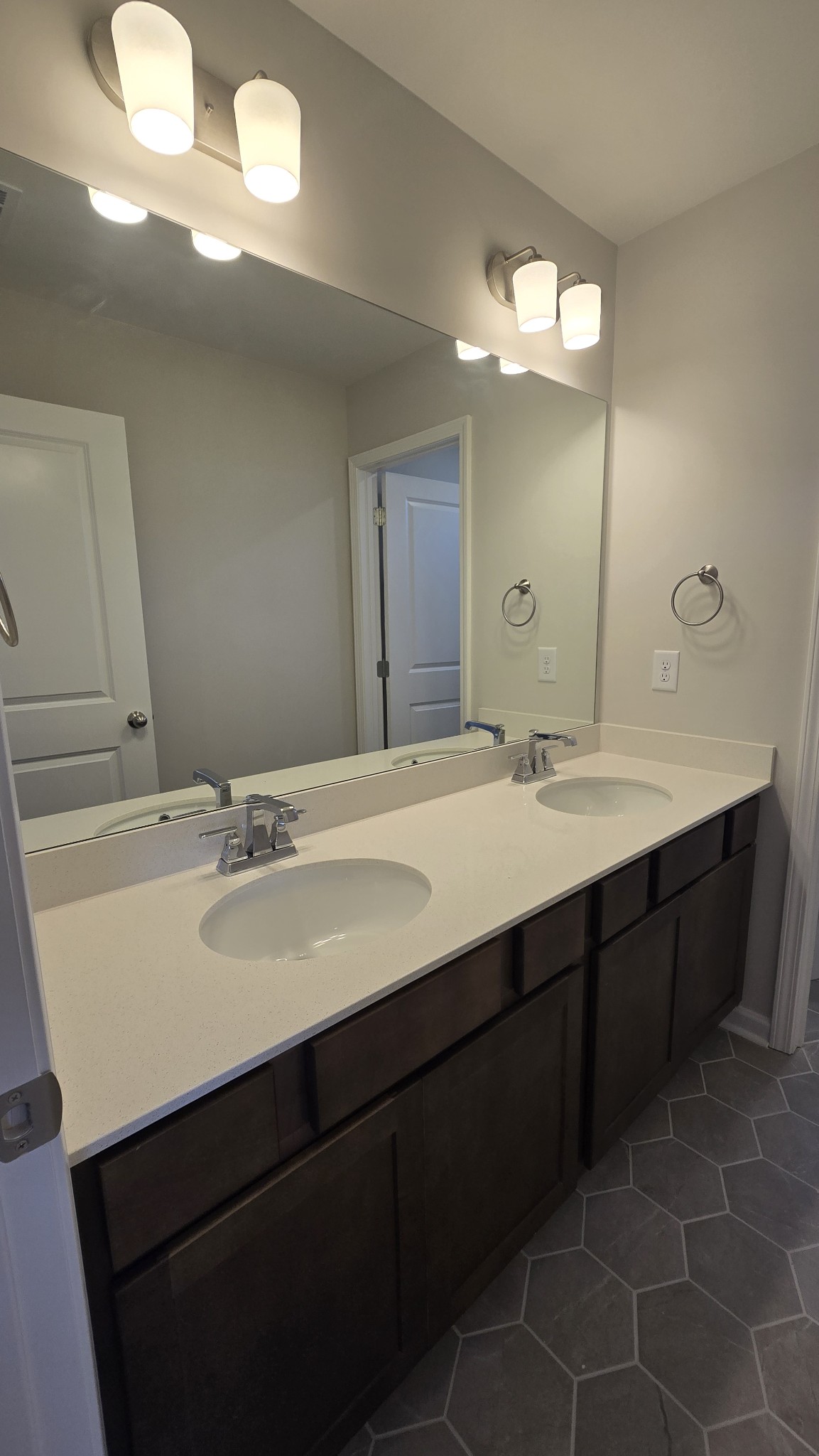 6139 Saxlingham Pl Property Photo 19