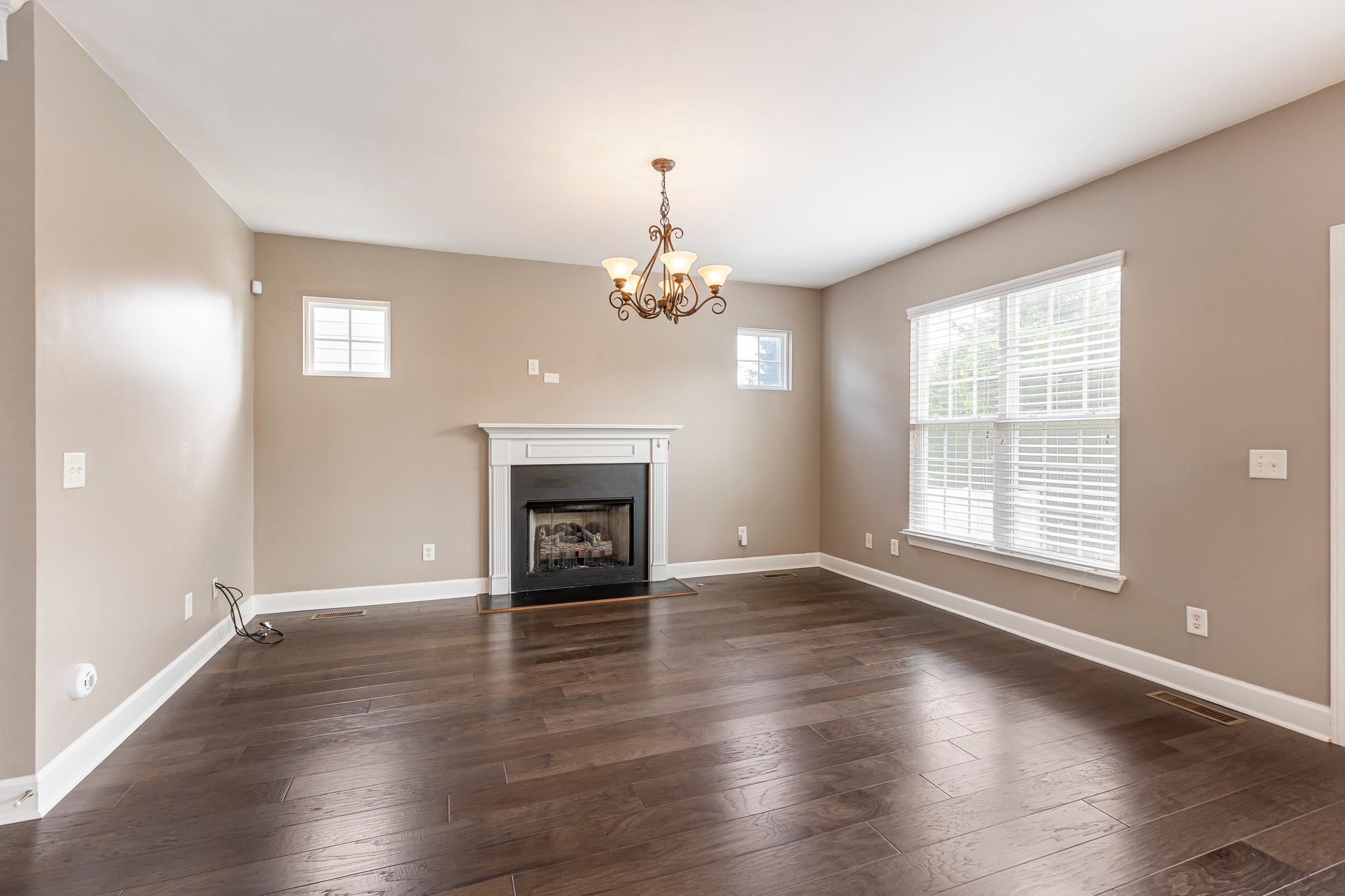 2340 Alteras Dr Property Photo 16