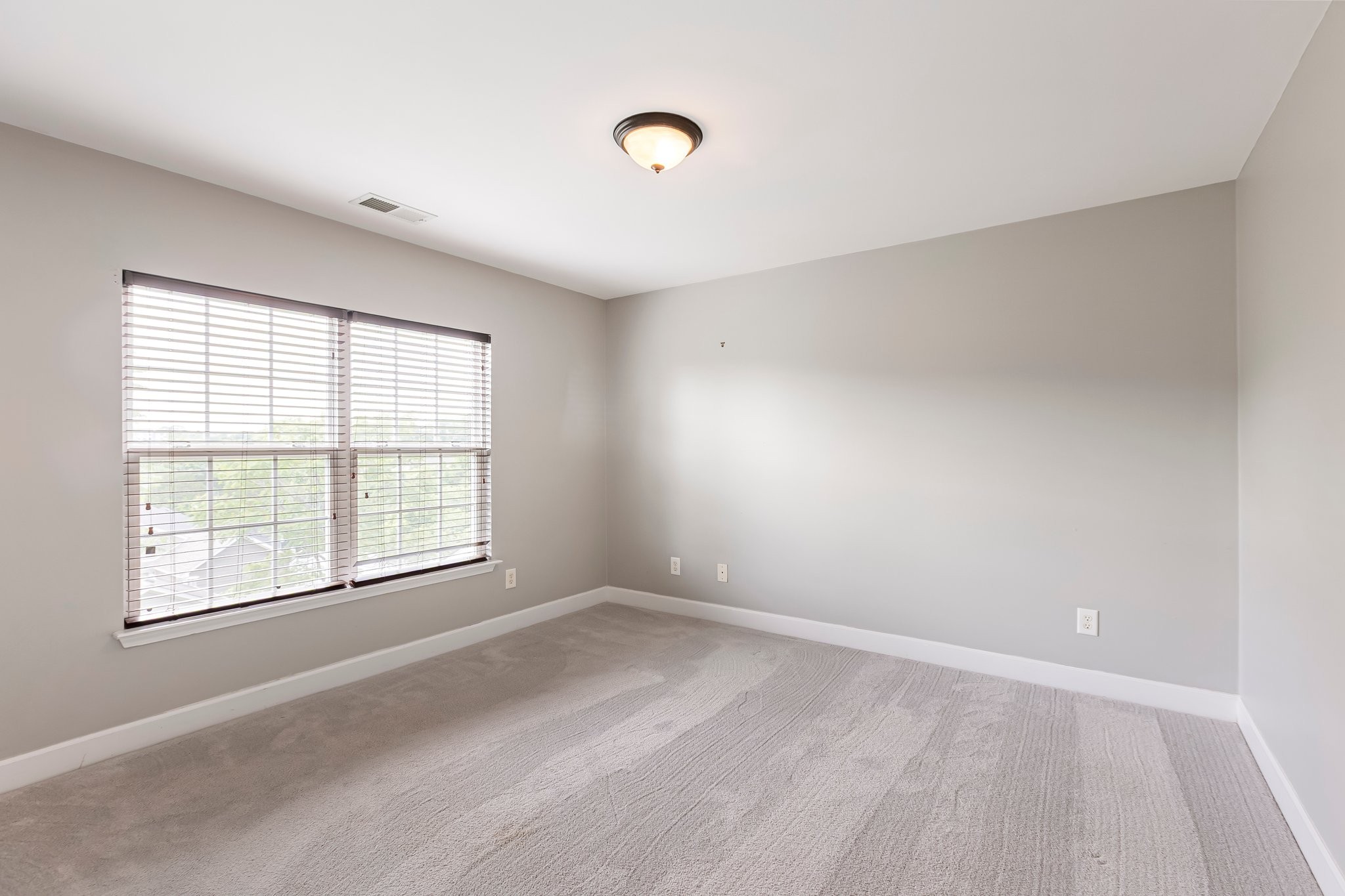 2340 Alteras Dr Property Photo 29