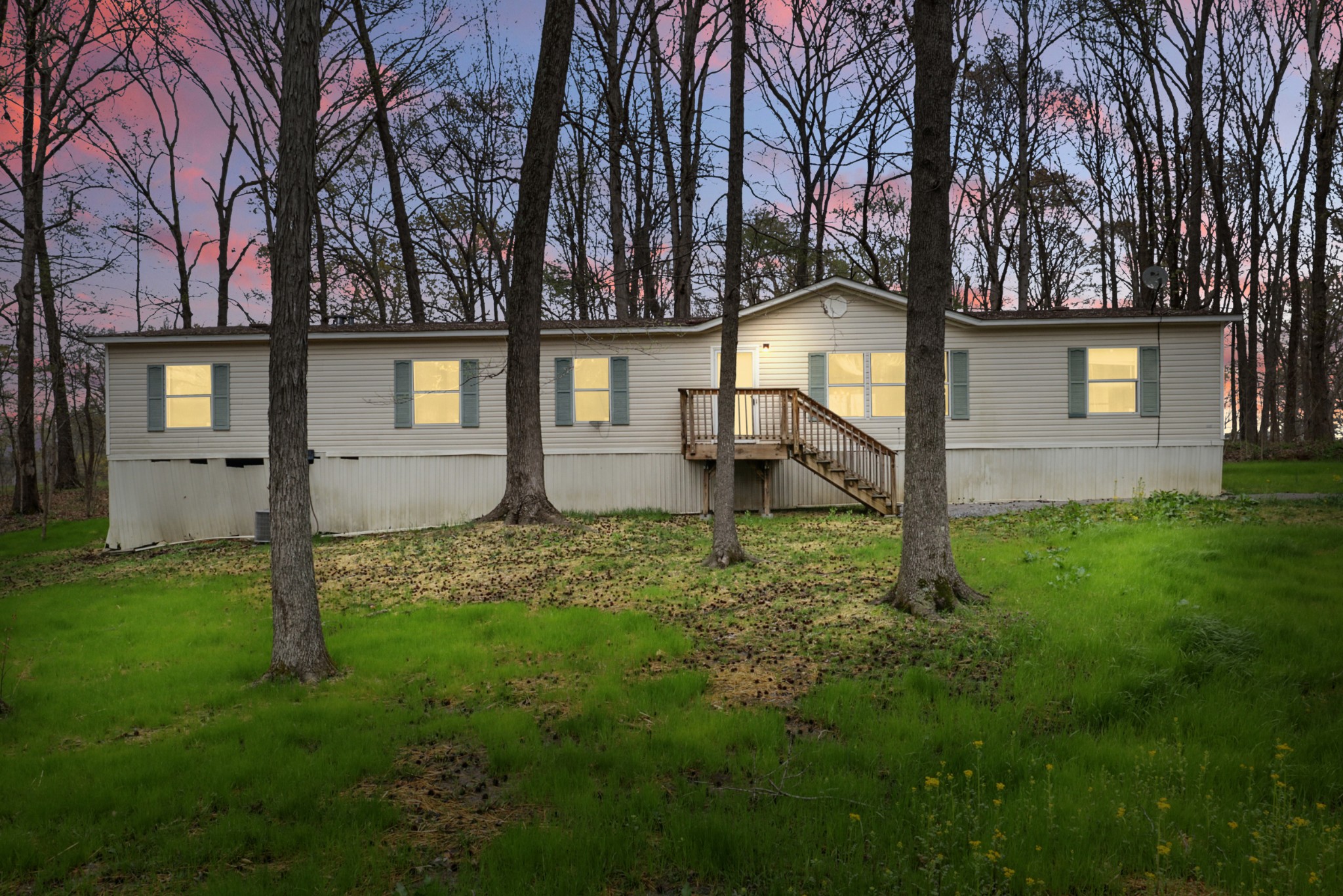 2904 Gause Rd Property Photo 1