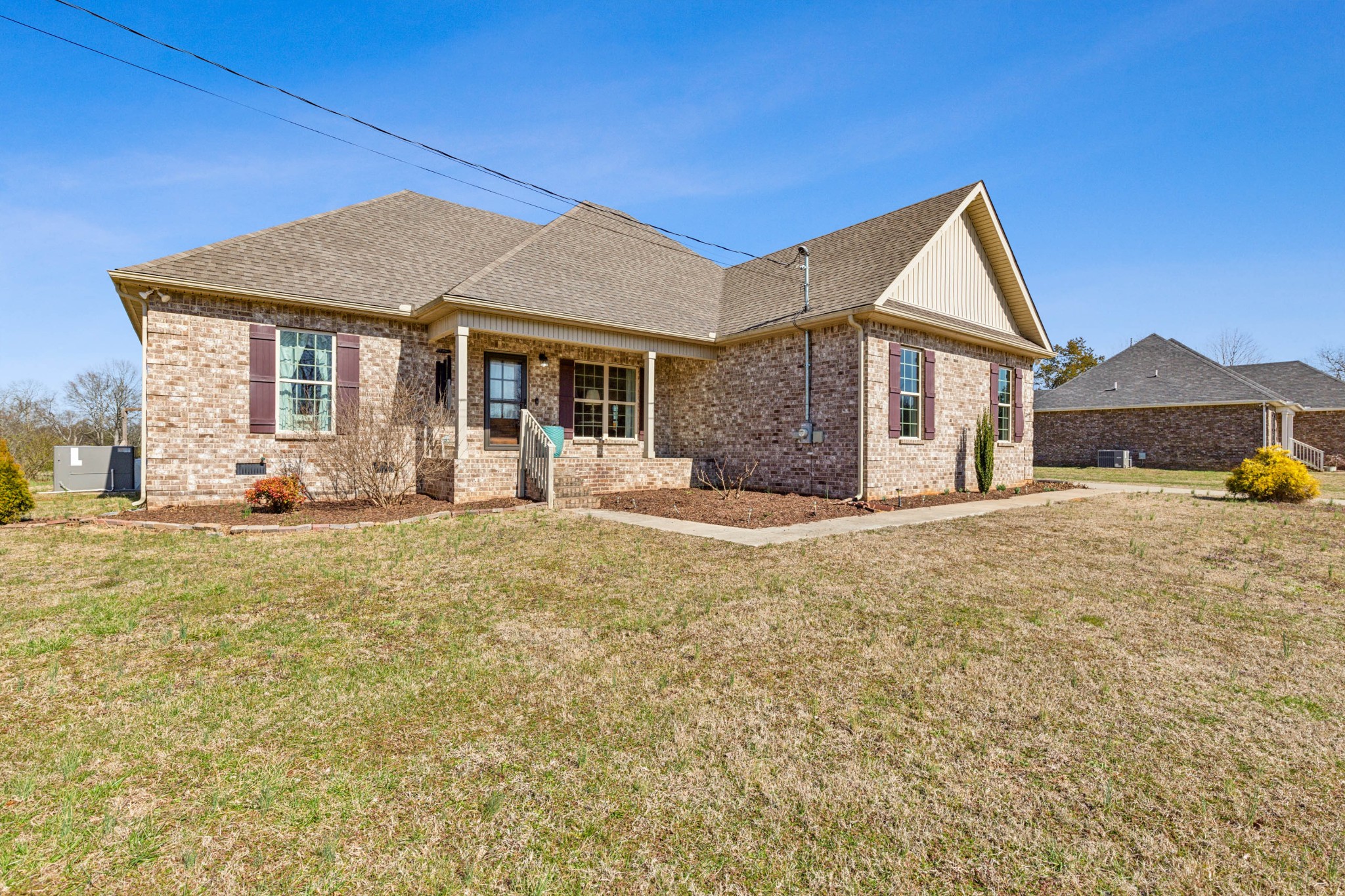 392 Coopertown Rd Property Photo