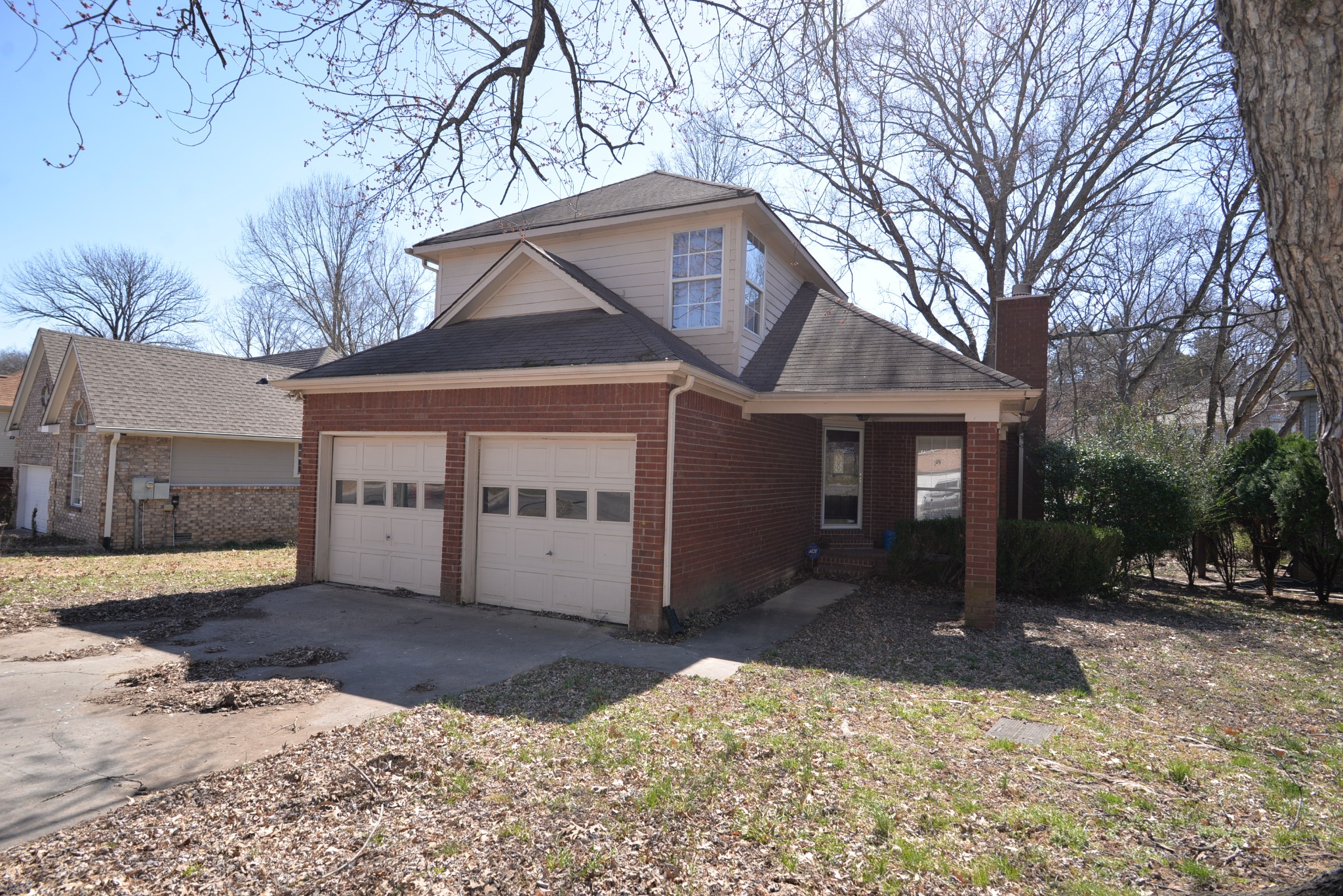 4745 Aaron Dr Property Photo 1