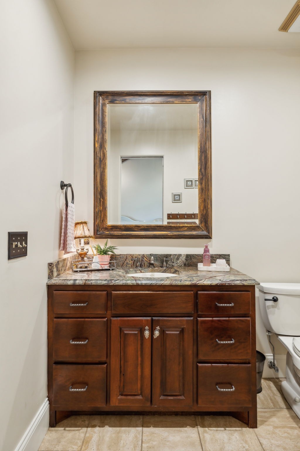 7504 Redtail Hawk Ct Property Photo 34
