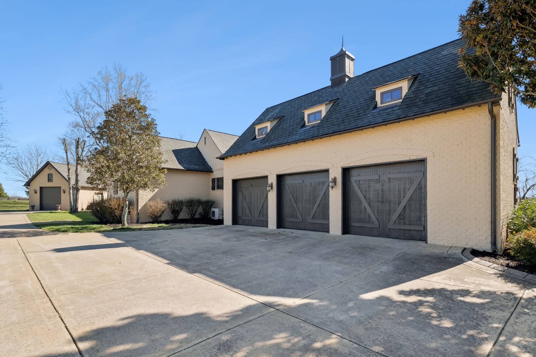 7504 Redtail Hawk Ct Property Photo 56