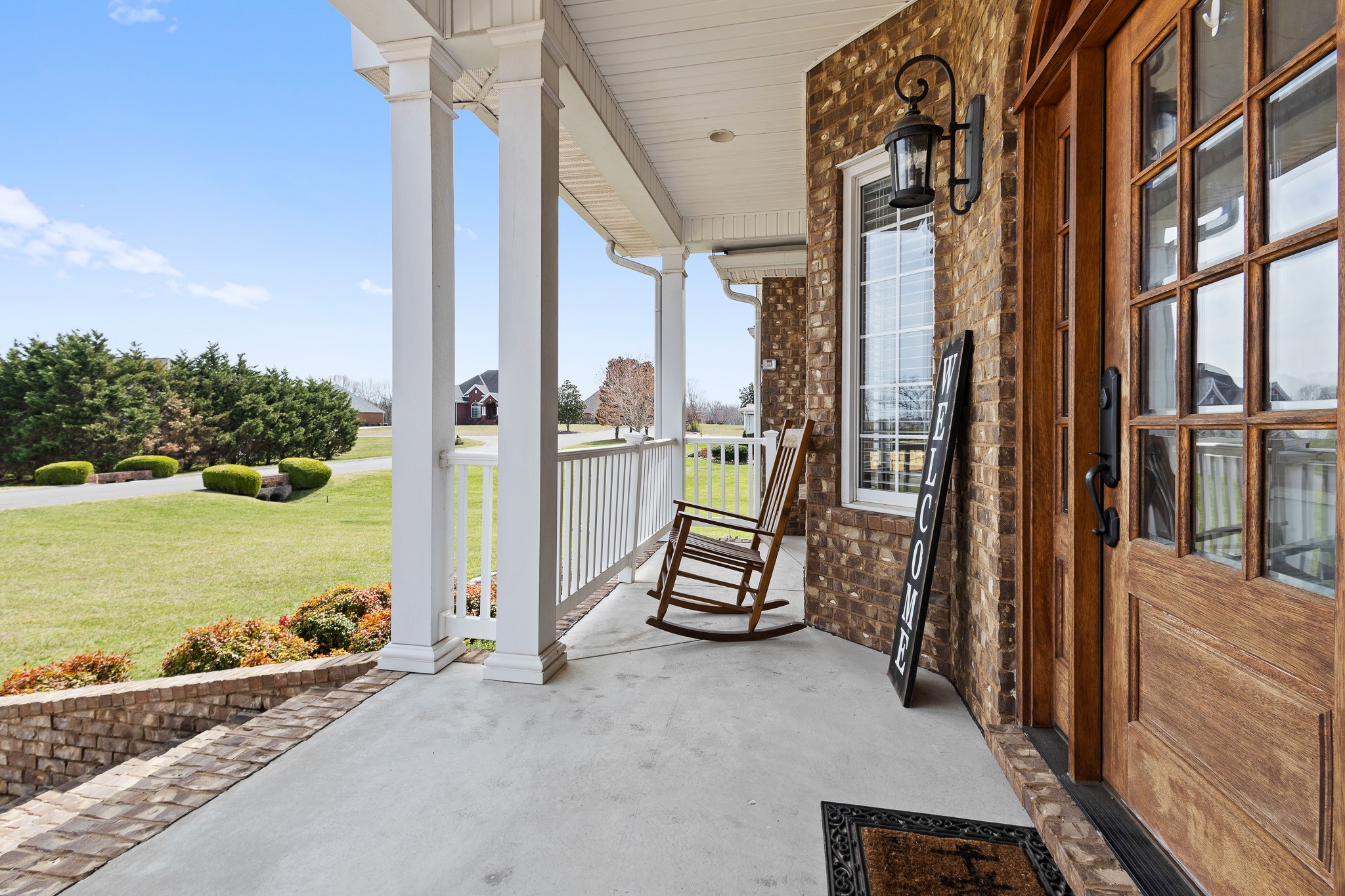 102 Highpoint Blvd Property Photo 3
