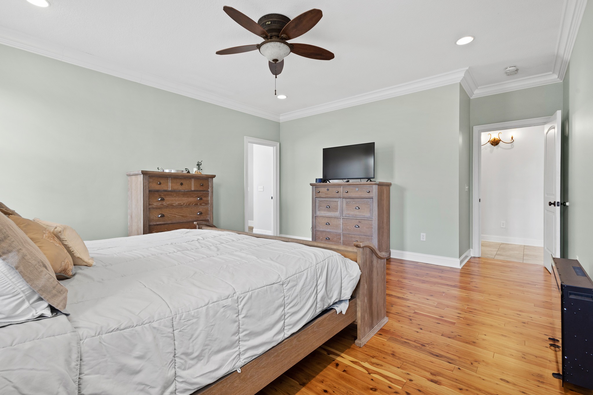 102 Highpoint Blvd Property Photo 15