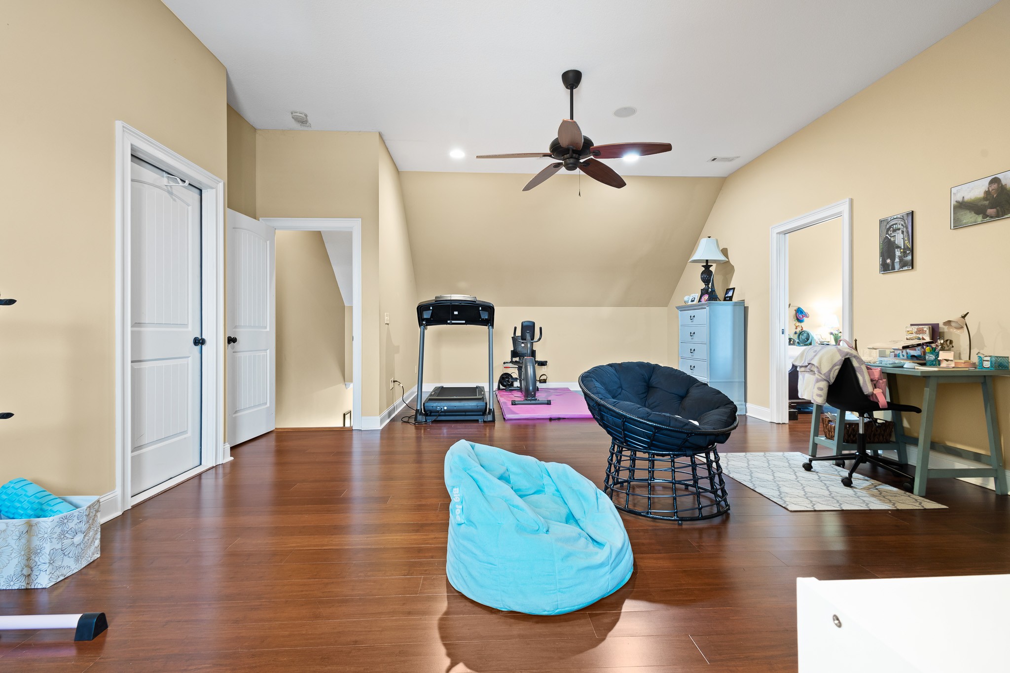 102 Highpoint Blvd Property Photo 26