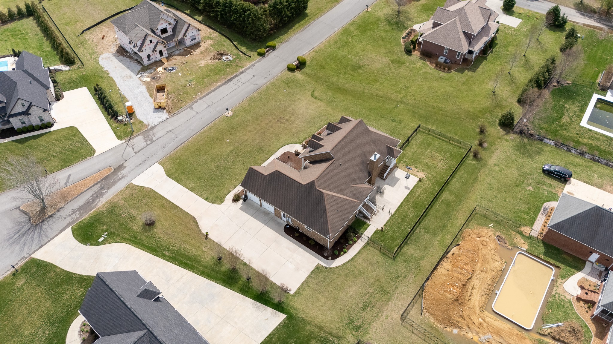 102 Highpoint Blvd Property Photo 41