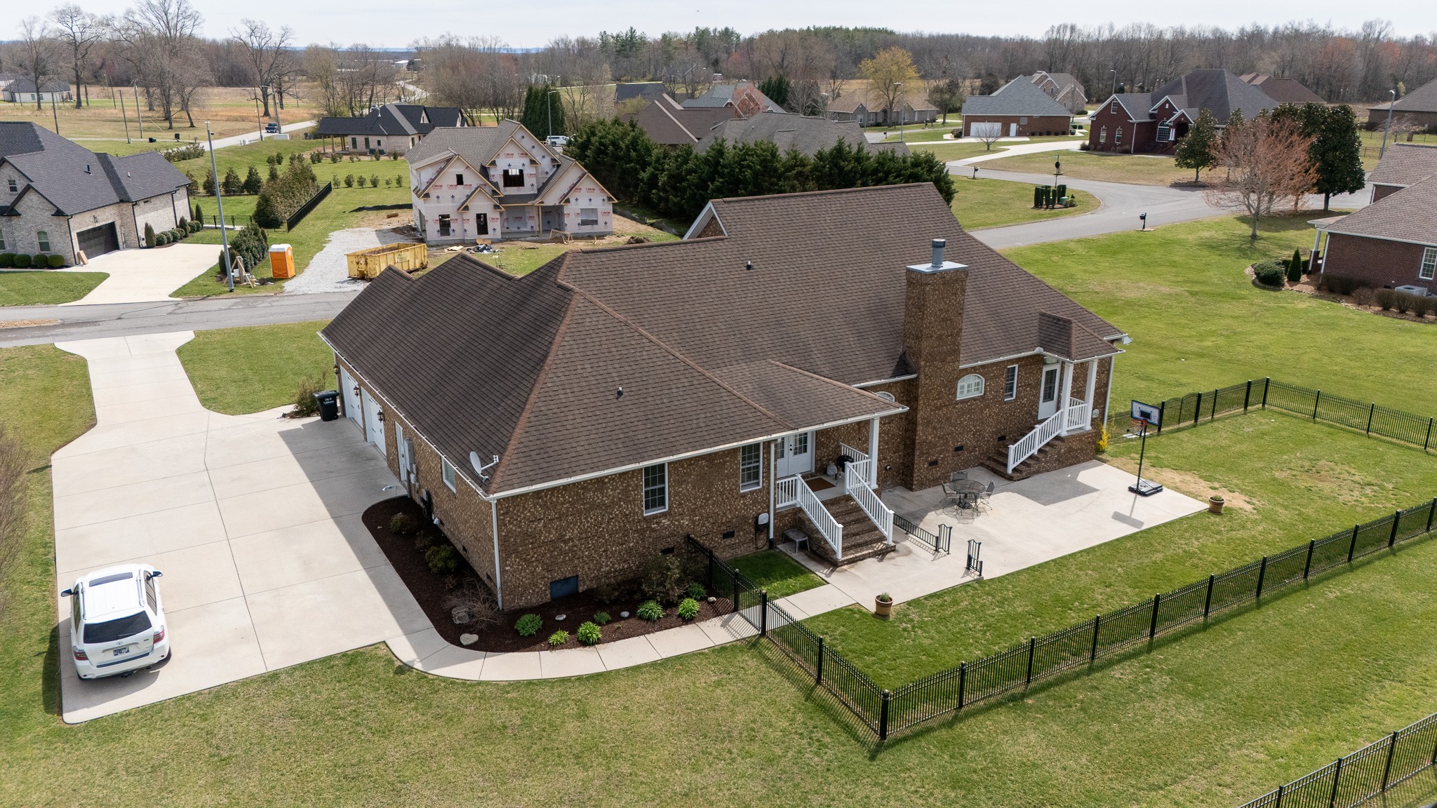 102 Highpoint Blvd Property Photo 42