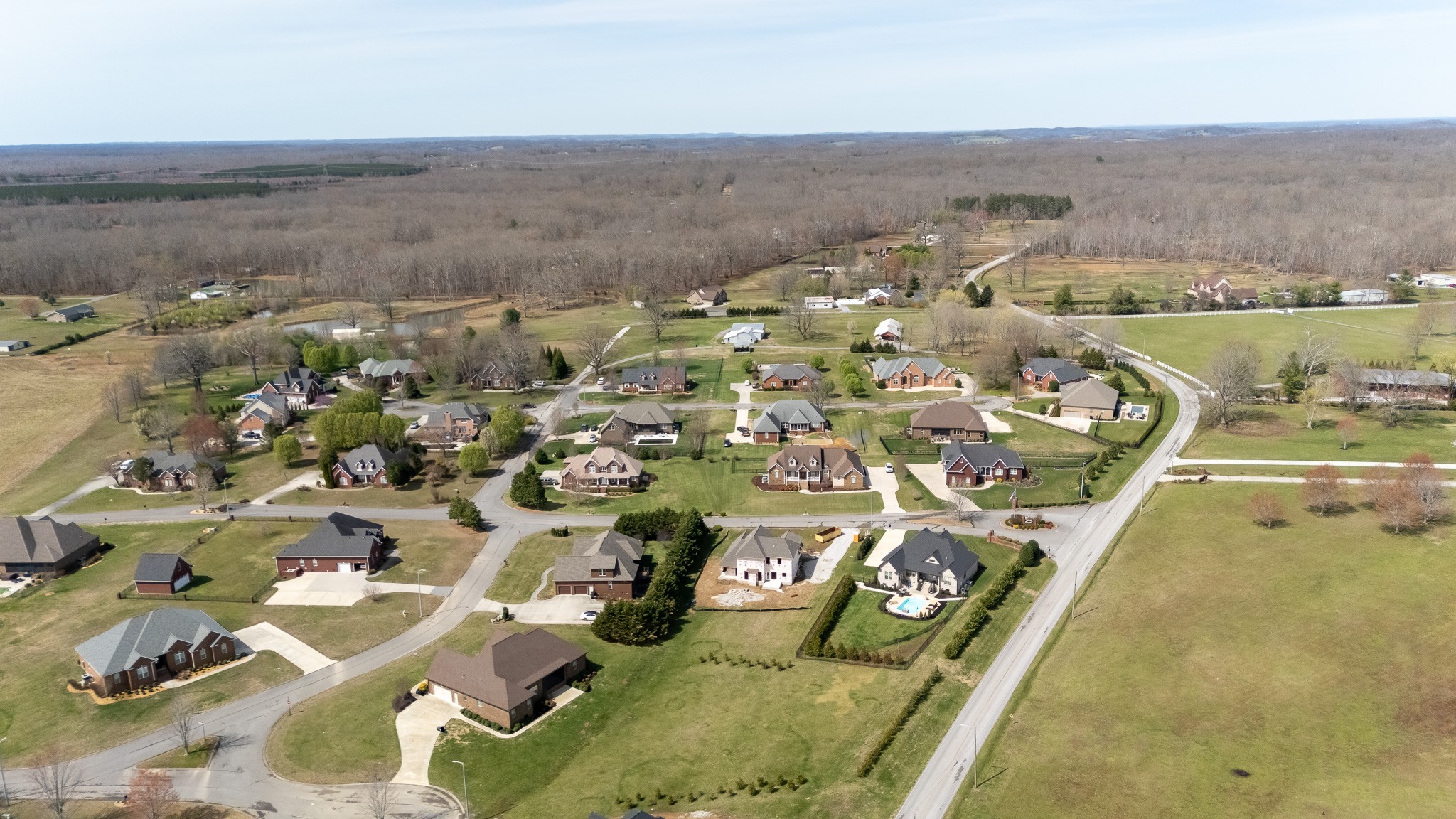 102 Highpoint Blvd Property Photo 46