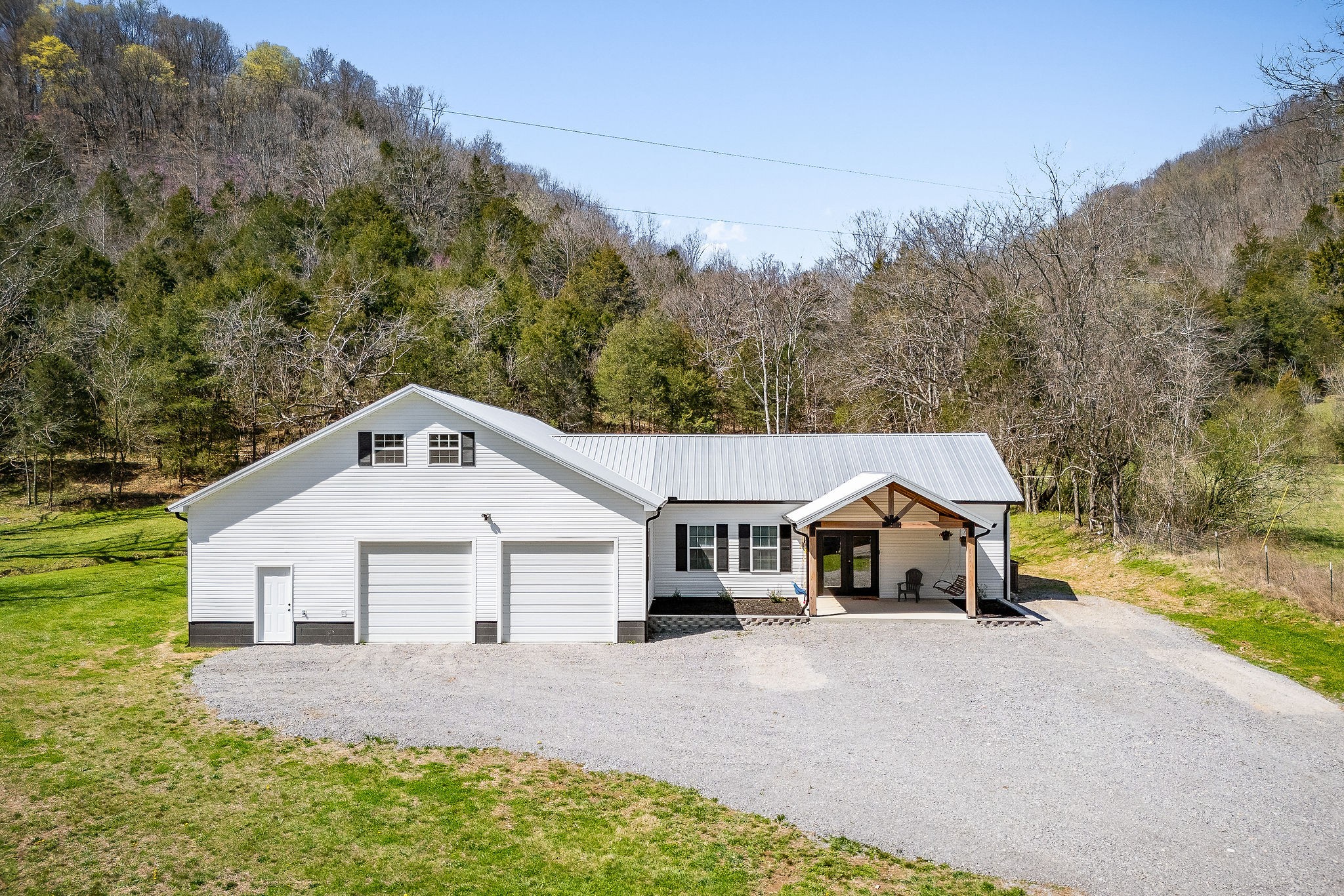 843 Mason Hollow Rd Property Photo