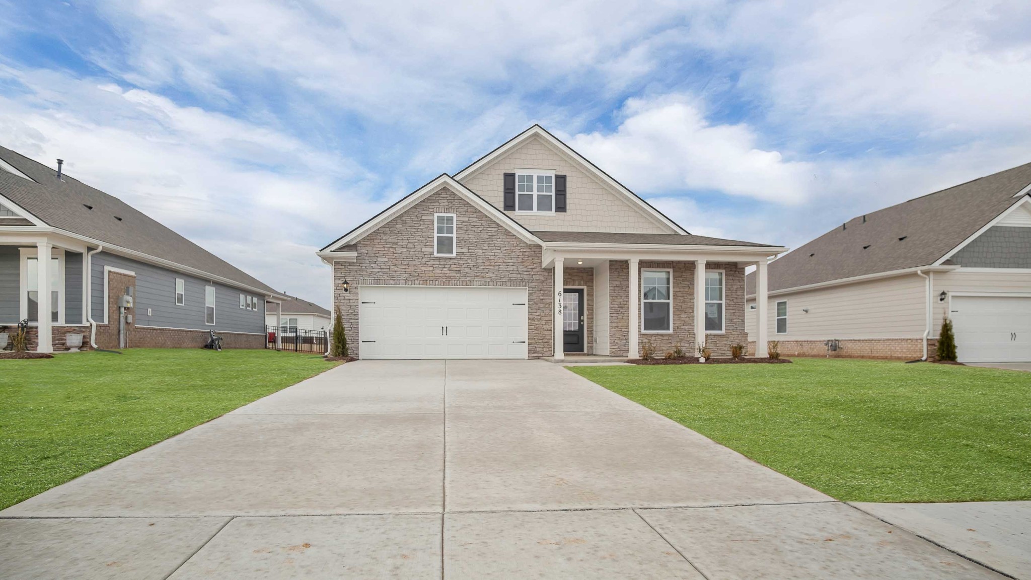 1028 Camelia Drive Property Photo 1