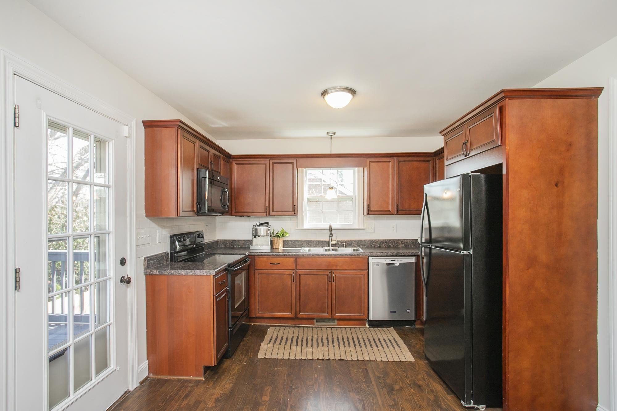 1219 Sunnymeade Dr Property Photo 13