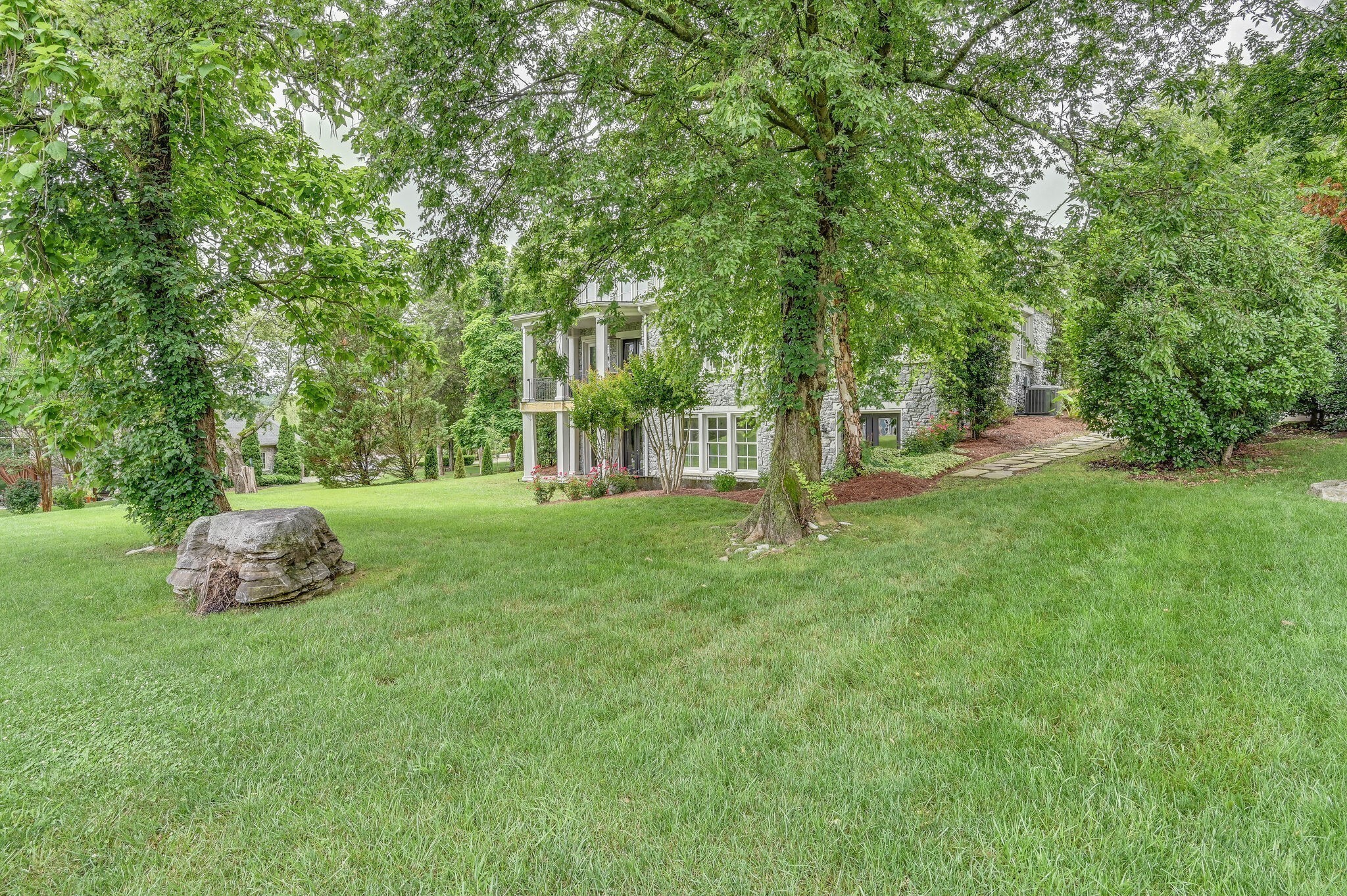 5 Camel Back Ct Property Photo 50