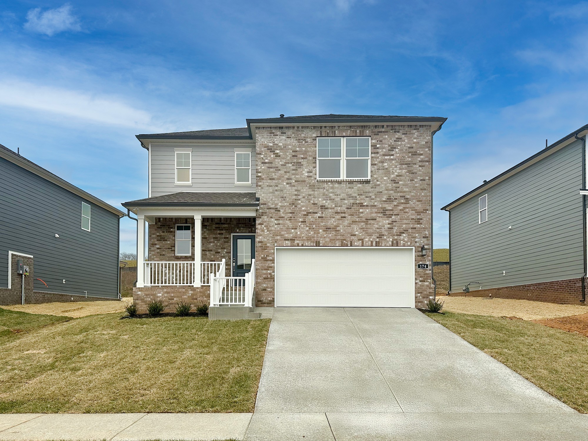 174 Millbrook Dr Property Photo 1