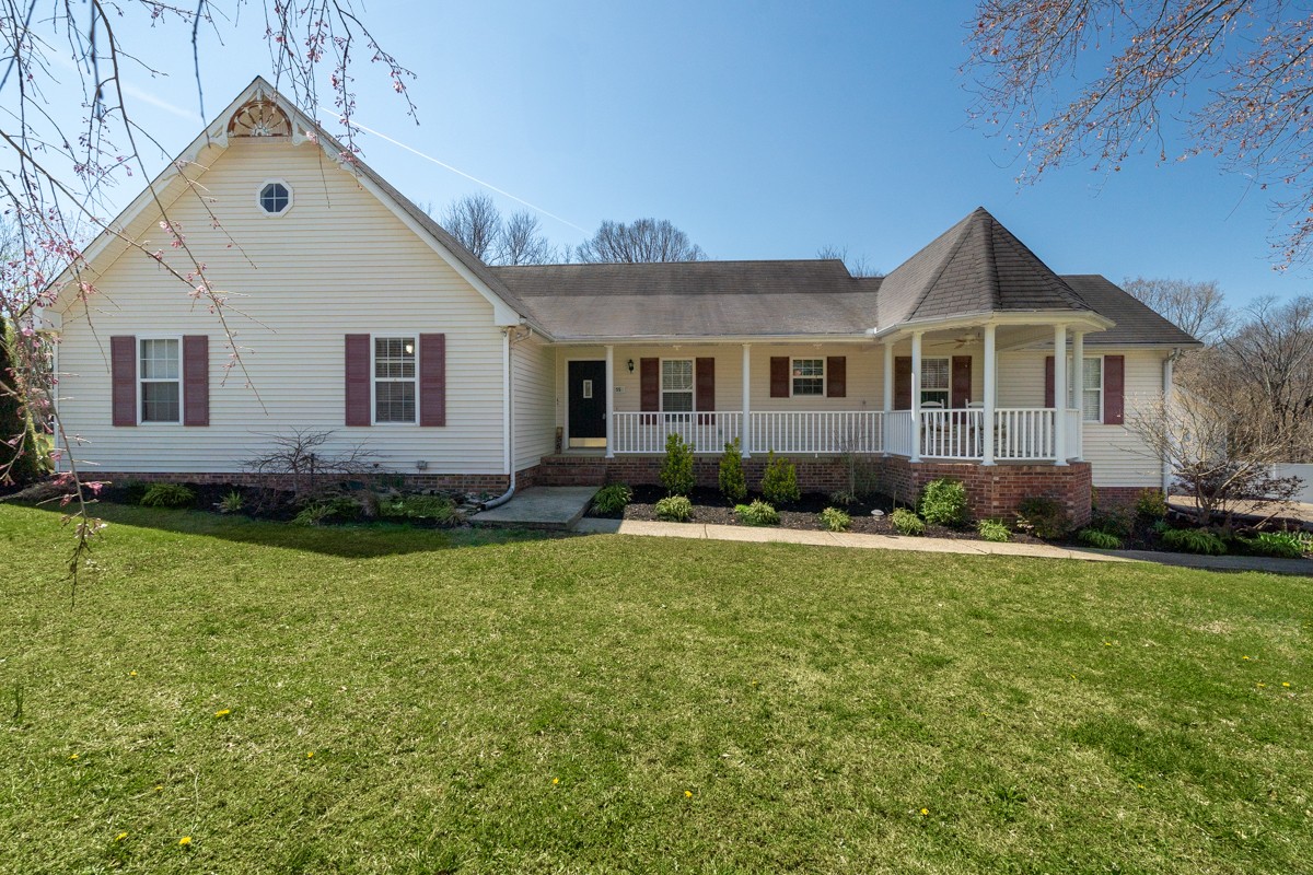 55 Bluebird Ln Property Photo