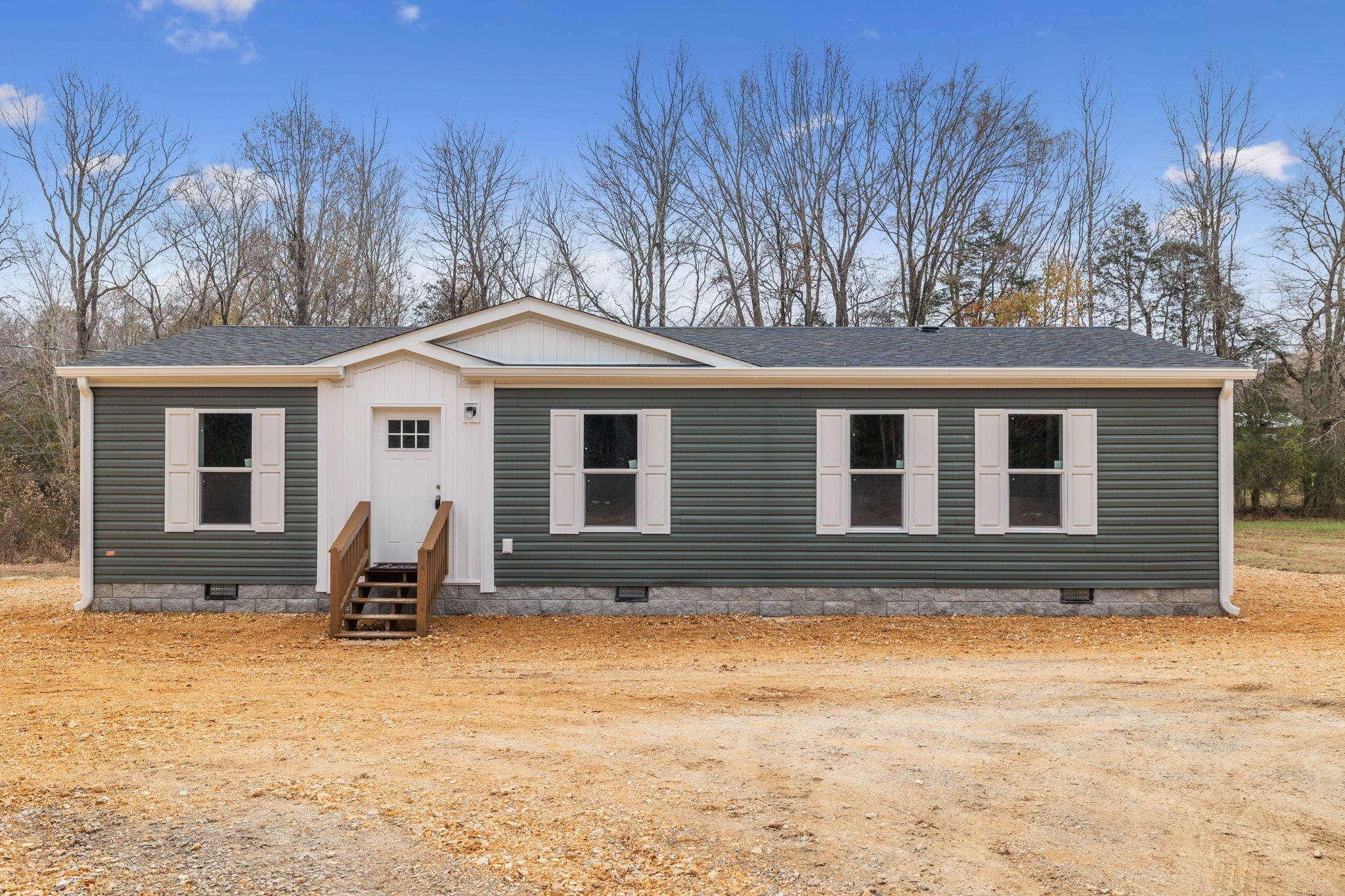 553 Camden Bay Rd Property Photo