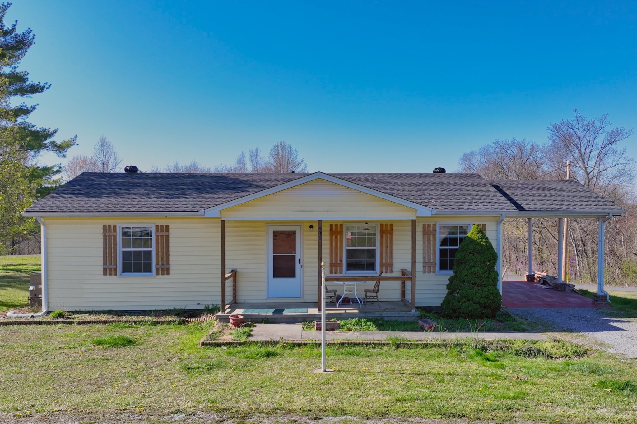 439 Snow Hill Rd Property Photo