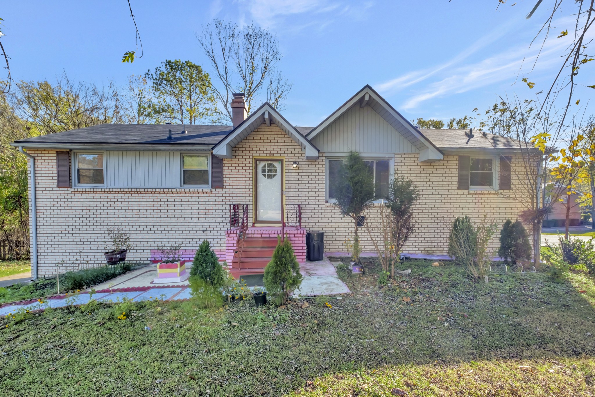 295 Ocala Dr Property Photo