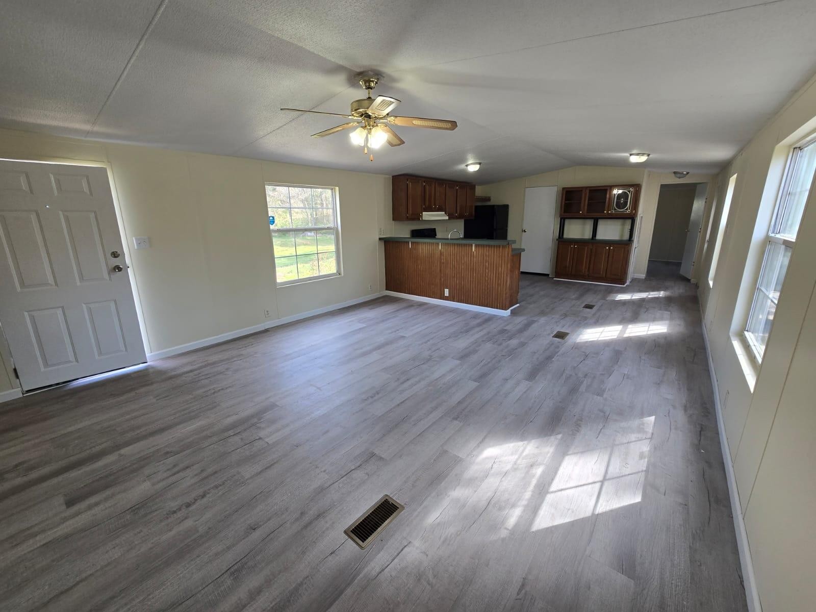 885 Malone Rd Property Photo 2