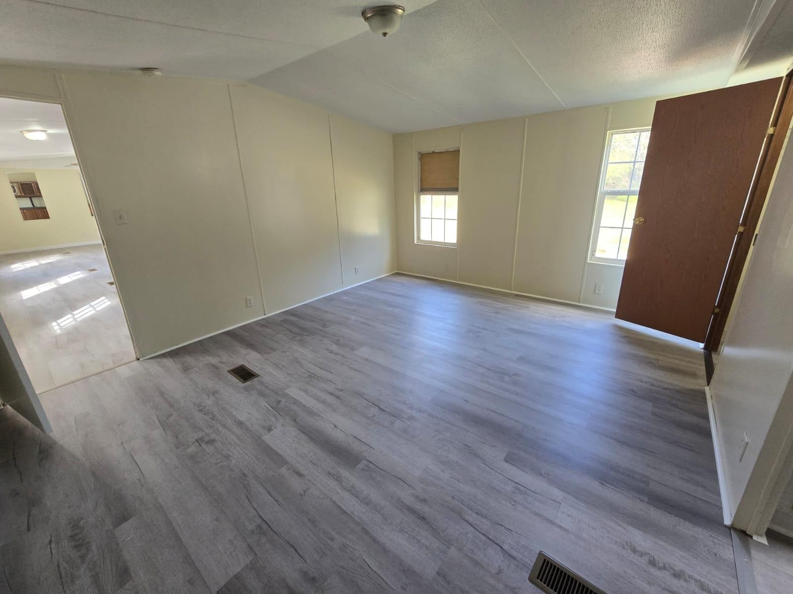 885 Malone Rd Property Photo 6