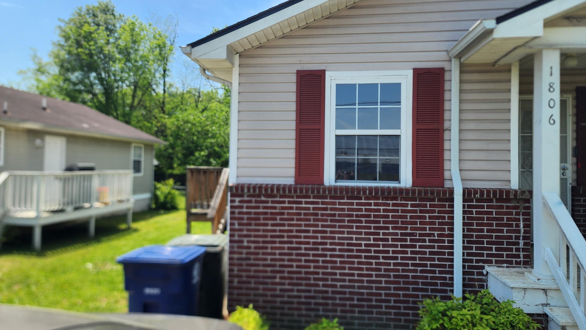 1806 Bennett Avenue Property Photo 4